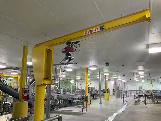 ABELL-HOWE 1/2 TON JIB CRANE WITH HOIST - undefined