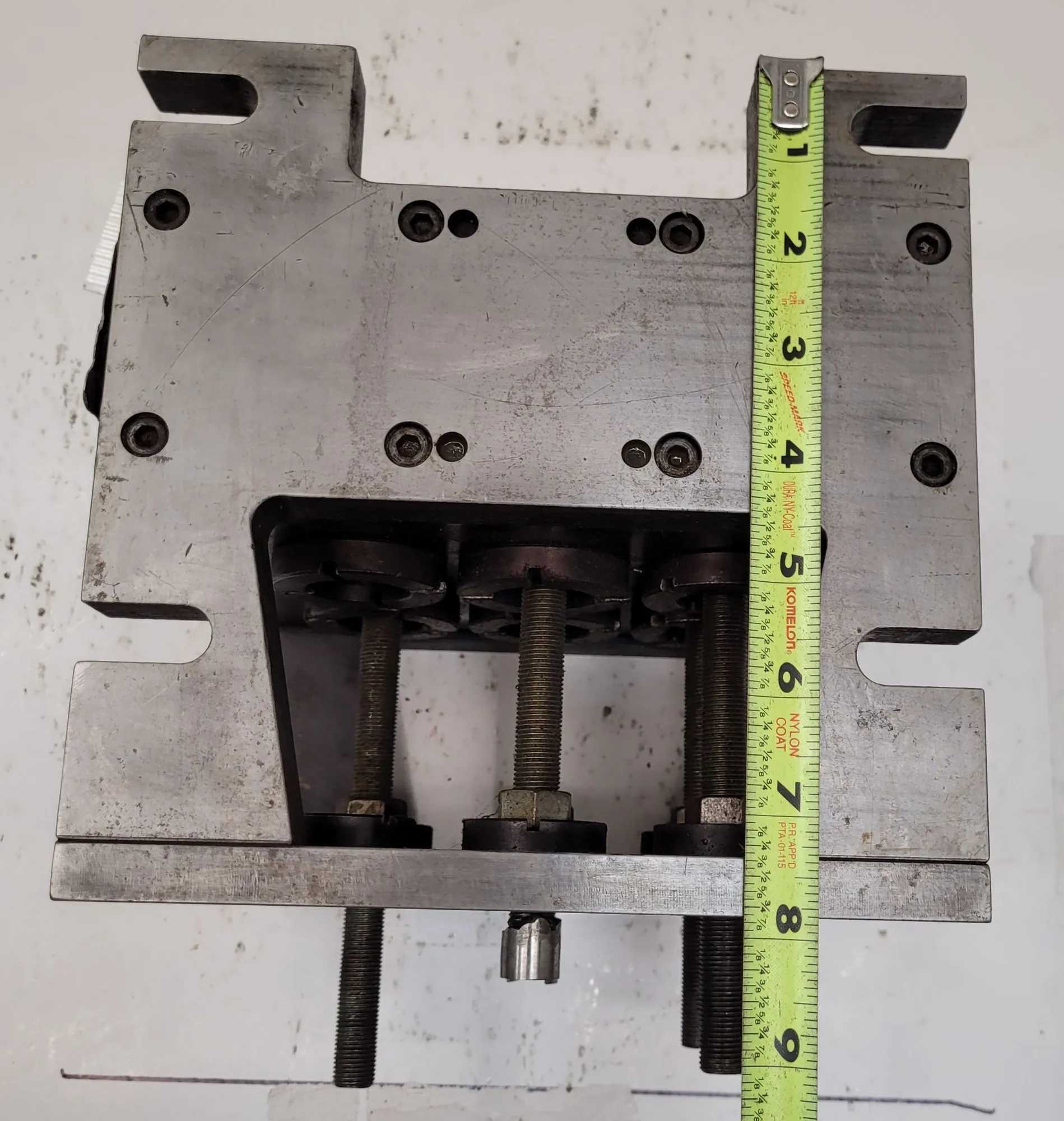 BEERE 6 STATION UNIFORM 5C COLLET FIXTURE, MAX GRIP PRESSURE 2500 - MACHINE TOOLING