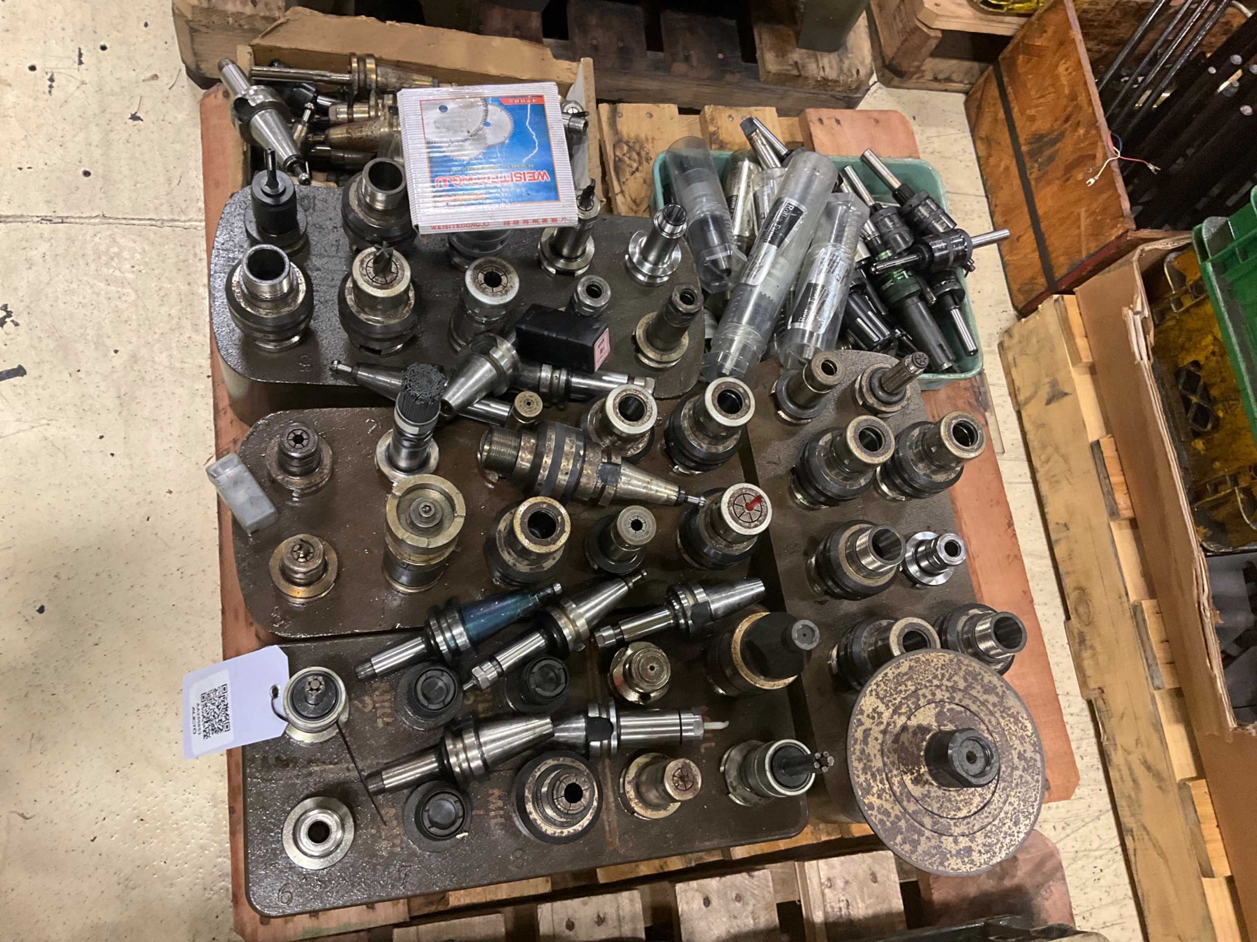 BULK QTY OF CNC SPINDLES - CNC MACHINING CENTER PARTS