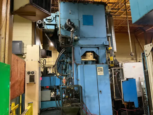 CINCINNATI 600-R-3 600 TON SIZING PRESS - undefined