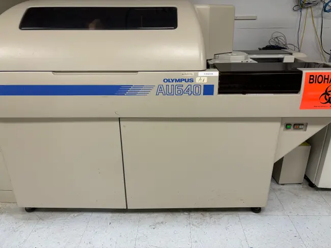 OLYMPUS AU640 CHEMISTRY ANALYZER - undefined
