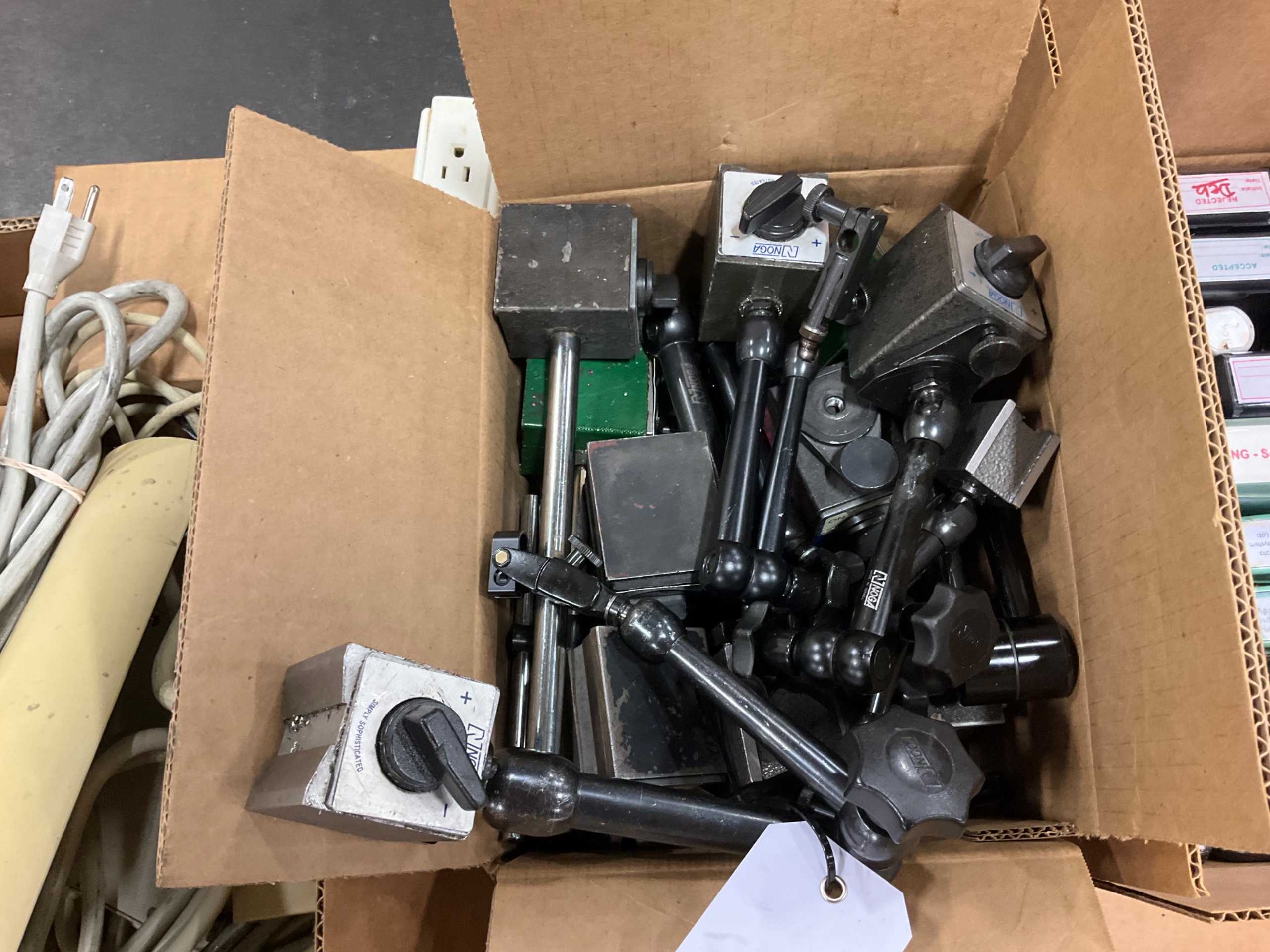 BULK QTY OF ELECTRICAL ACCESSORIES - ELECTRICAL COMPONENTS