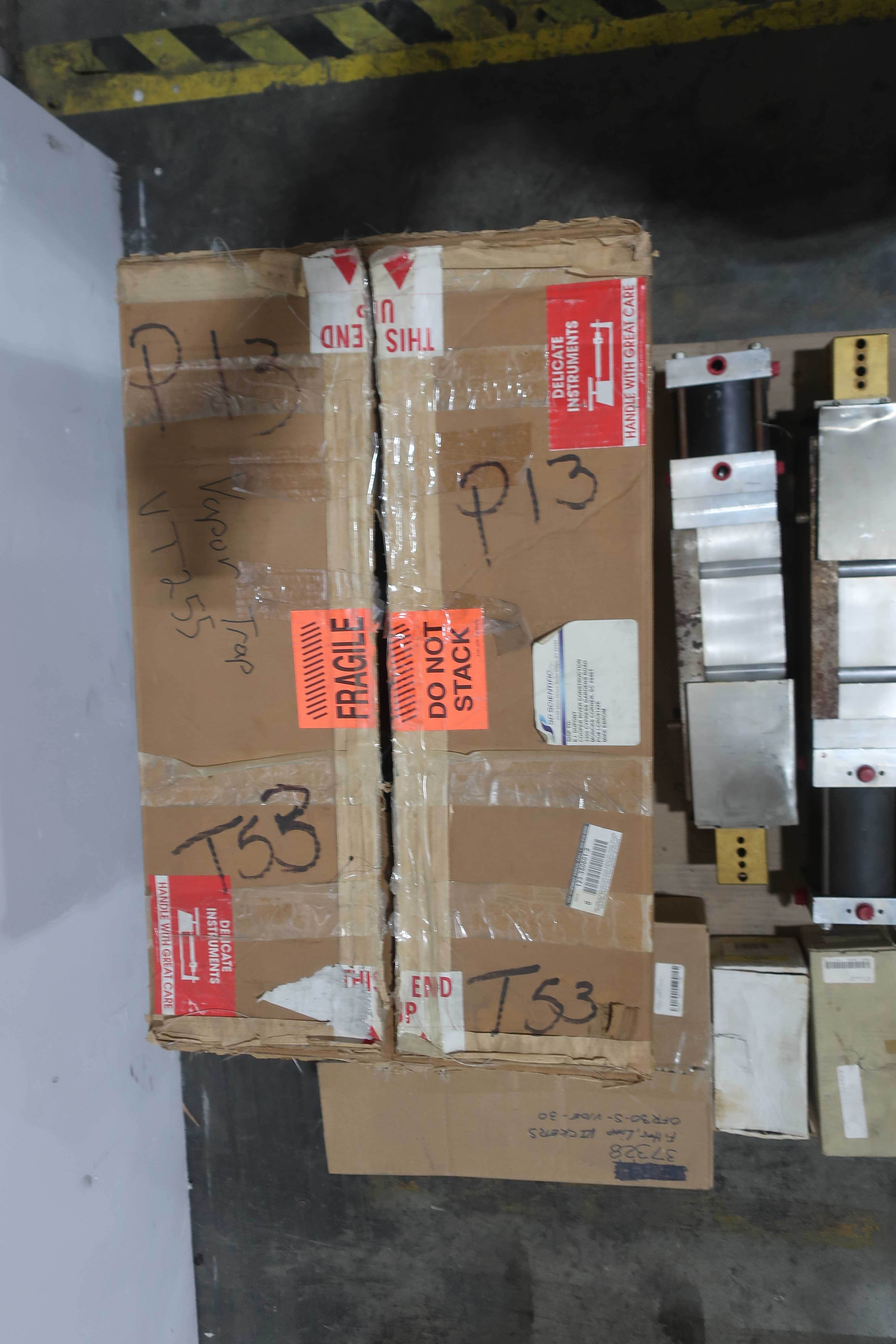 SKU 1739657 - 4 PALLETS OF ASSORTED PNEUMATICS - PNEUMATIC PARTS