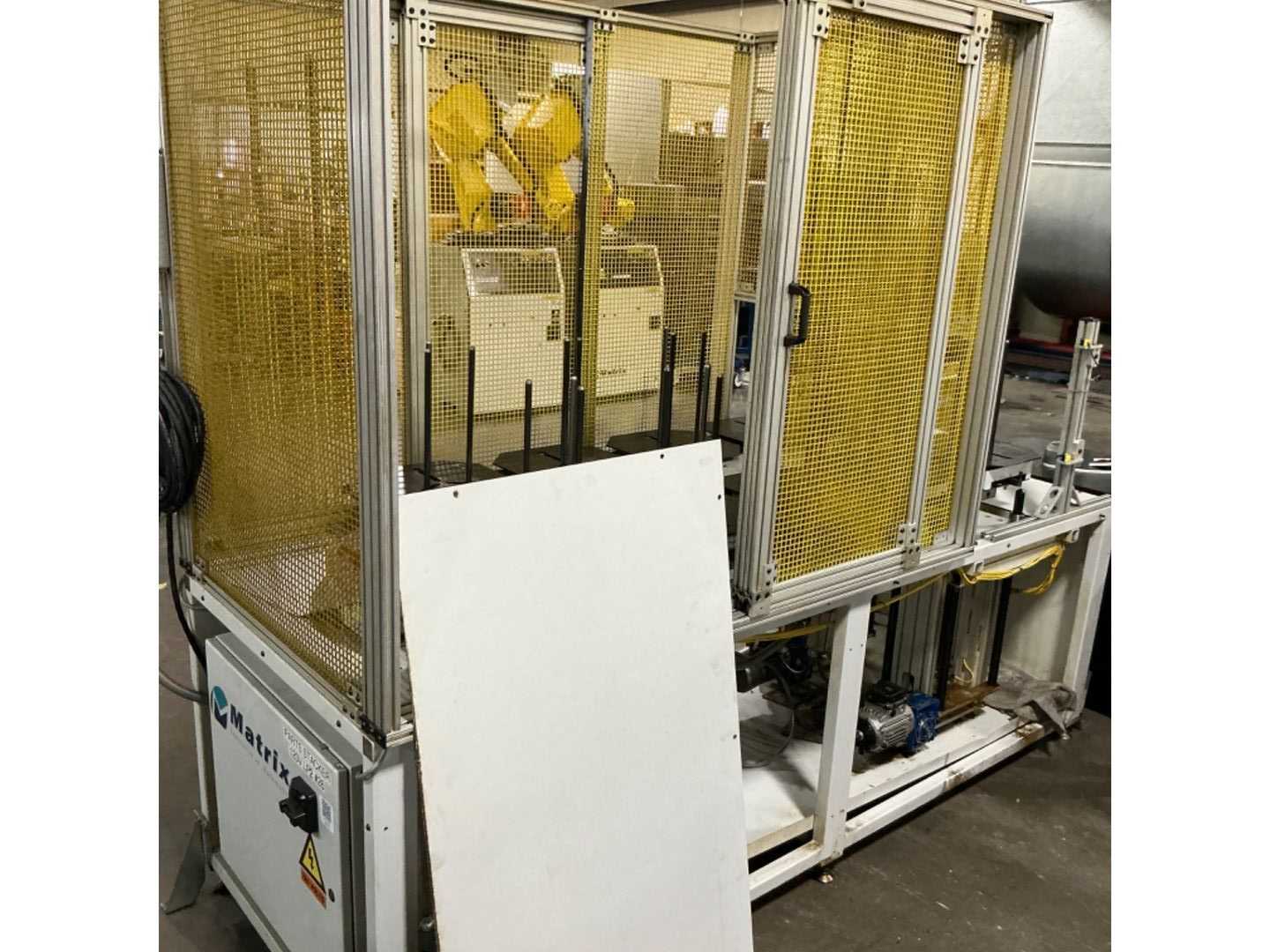 MATRIX ROBOTIC PARTS STACKER CELL - PALLET JACKS