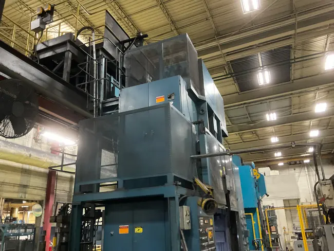 KOHTAKI 800 TON COMPACTING PRESS - undefined