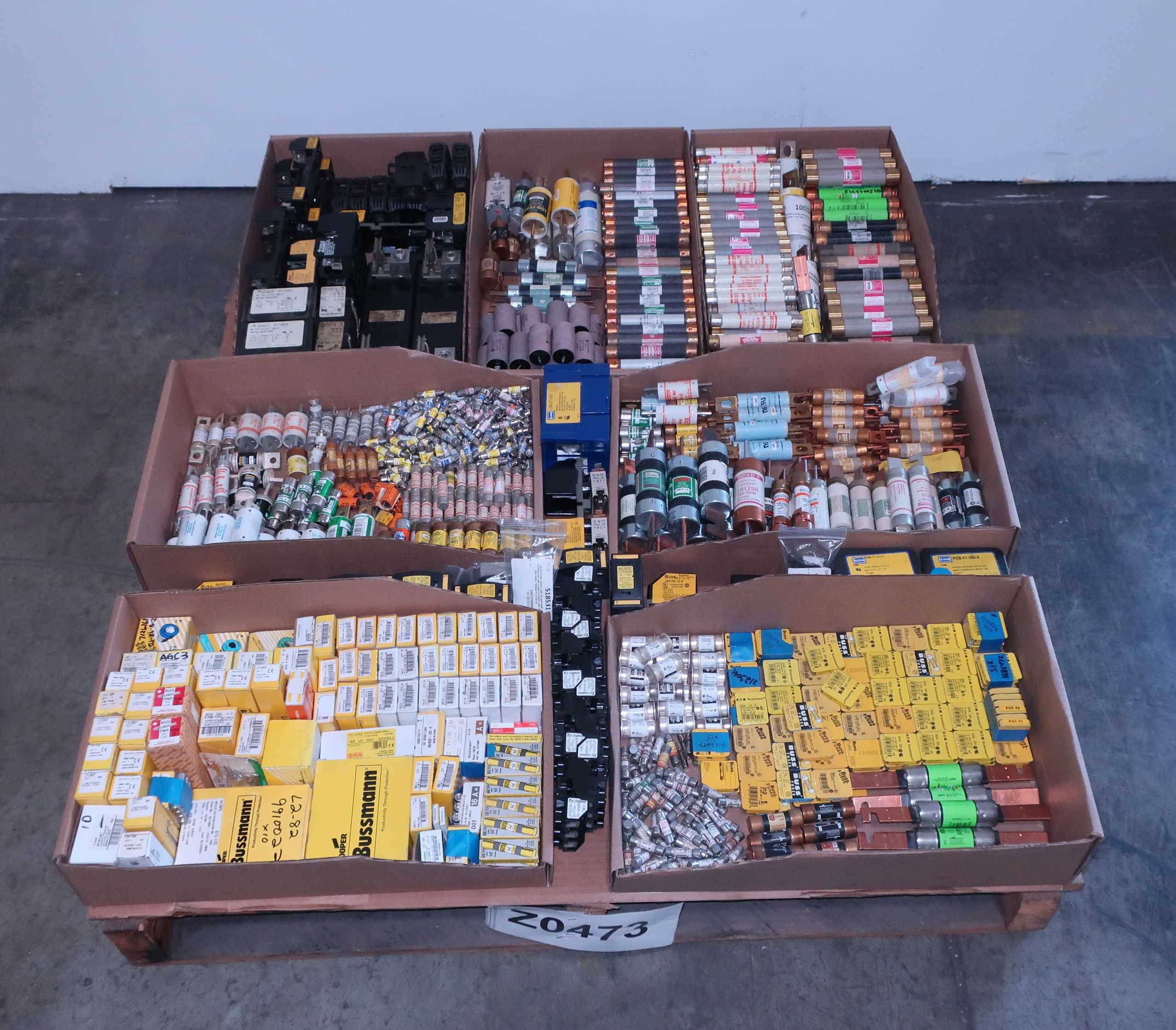 PALLET OF ASSORTED FUSES - FUSES