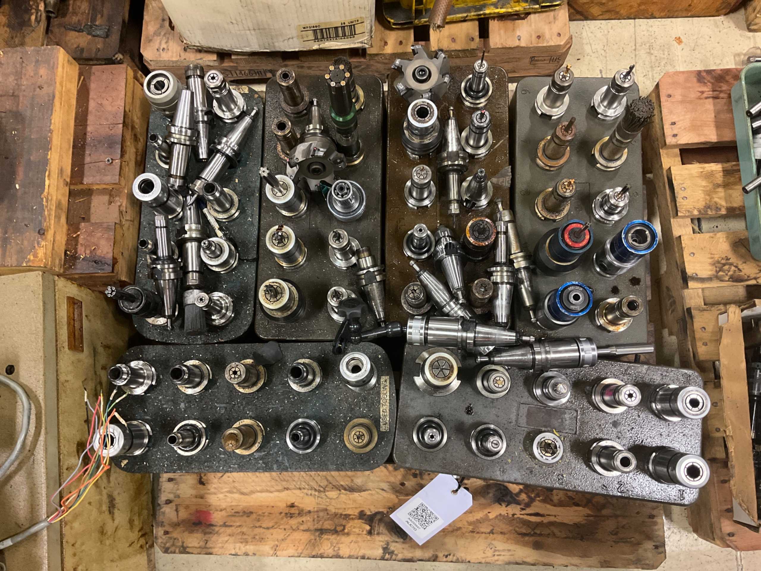 BULK QTY OF CNC SPINDLES - CNC MACHINING CENTER PARTS