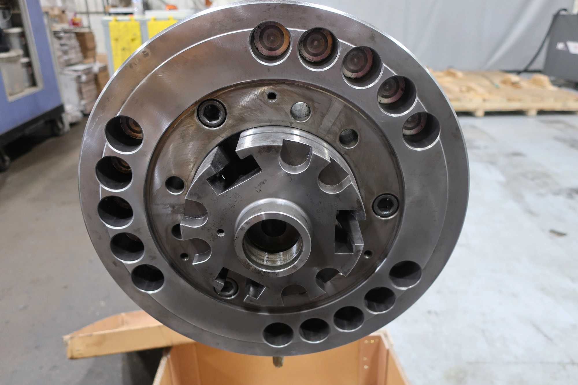 2010 SAMCHULLY HC-18 18" 3-JAW POWER CHUCK, 133-450MM CLAMPING RANGE, 2,710 RPM - LATHE PARTS