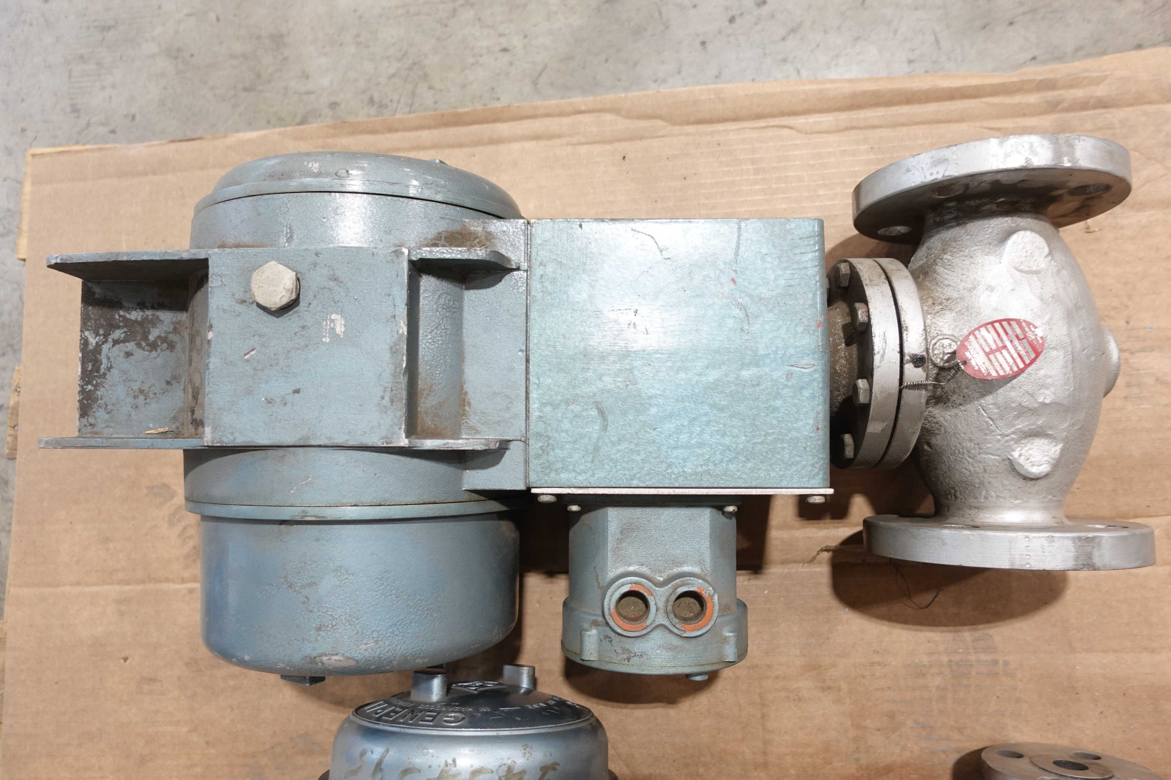 LOT OF 2 ITT GENERAL CONTROLS HYDRAMOTOR ACTUATORS - ACTUATOR