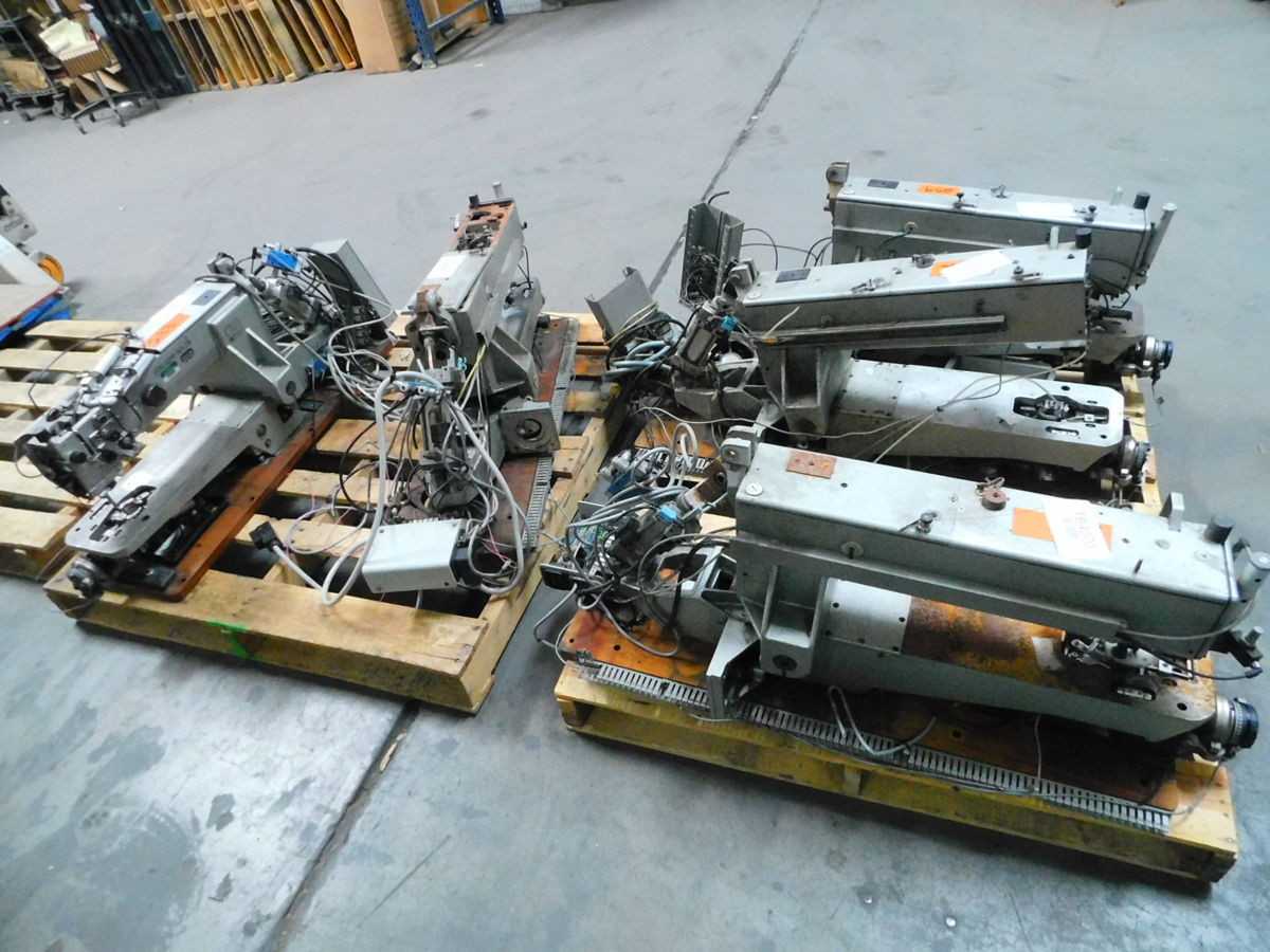 LOT OF 5 DURKOPP ADLER K467 437554 SEWING MACHINES M7197 - MACHINING EQUIPMENT