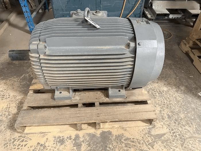 2007 WEG ELECTRIC MOTOR, 200 HP, 575V, 1780 RPM, FRAME 447T - AC MOTOR