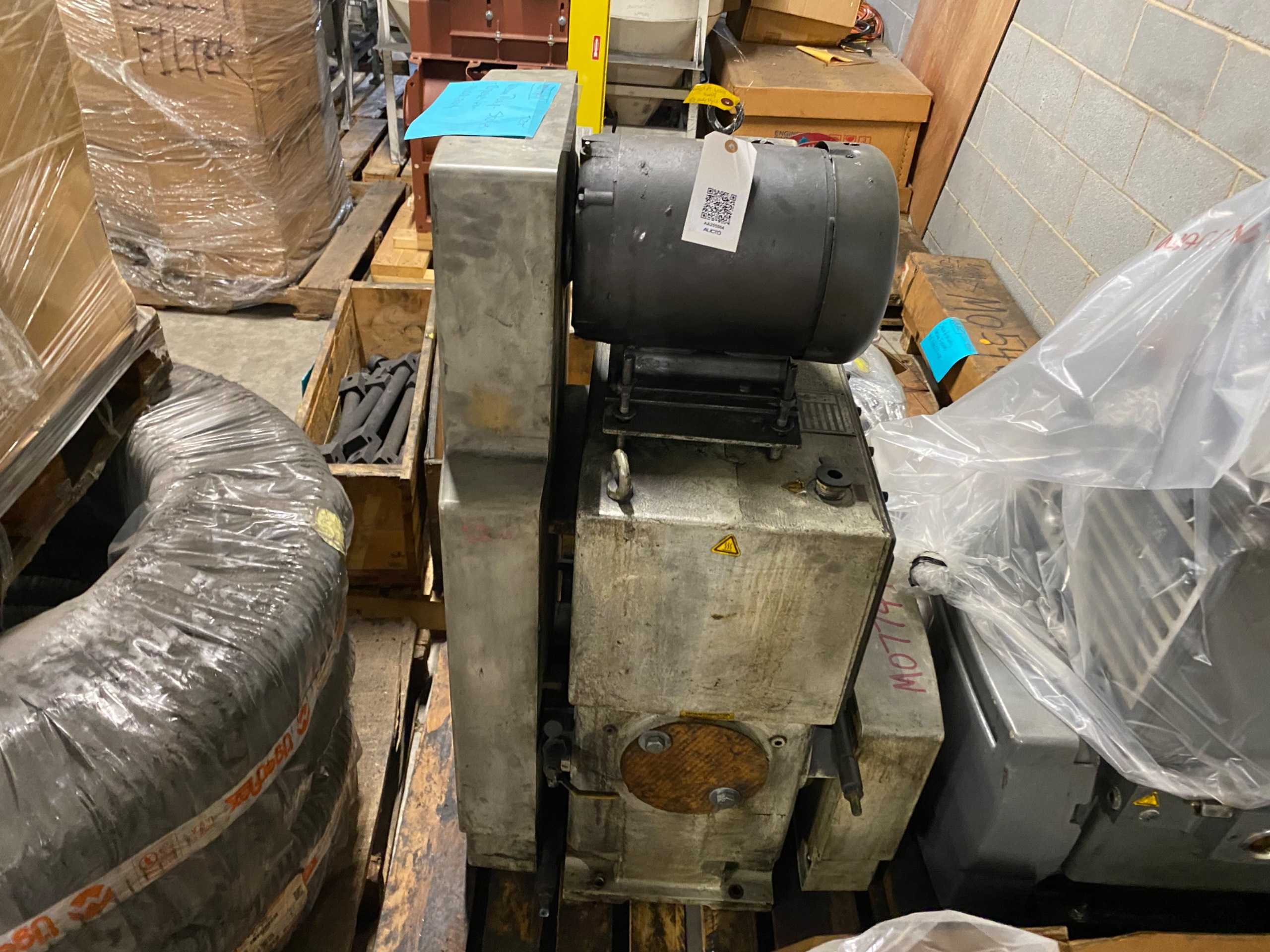 2006 BOC EDWARDS 900-212-014 VACUUM PUMP - VACUUM PUMP