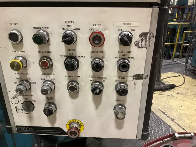 1980 TAMAGAWA SUMMIT-200 POWDER COMPACTING MECHANICAL PRESS - undefined