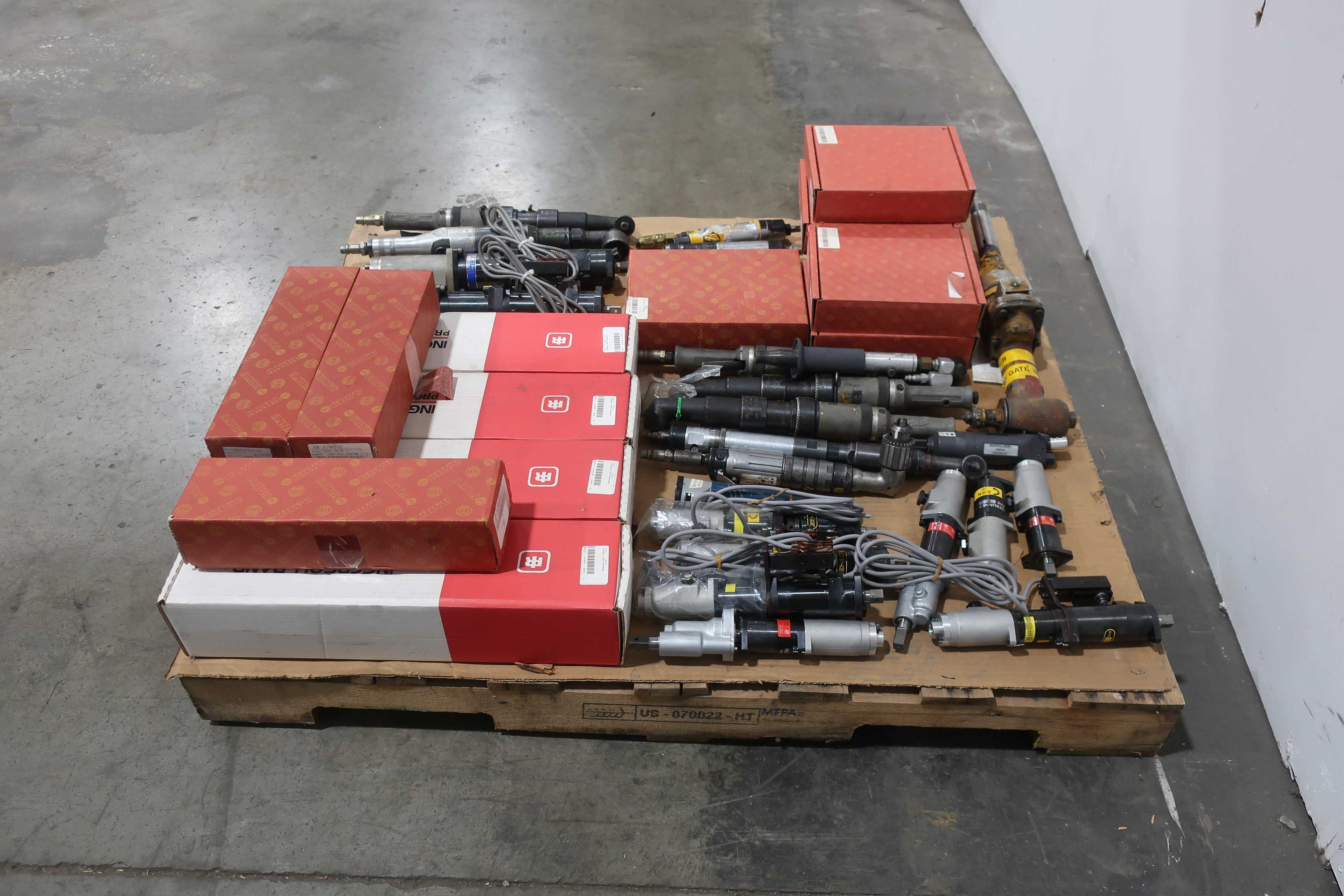SKU 1734581 - 1 PALLETS OF ASSORTED PNEUMATIC NUTRUNNERS - PNEUMATIC POWER TOOL