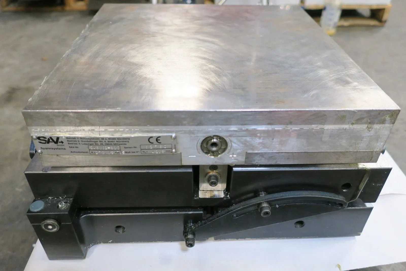 SAV 245.02-320 PRECISION MAGNETIC SINE TABLE (320MM X 320MM) - MACHINE TOOLING