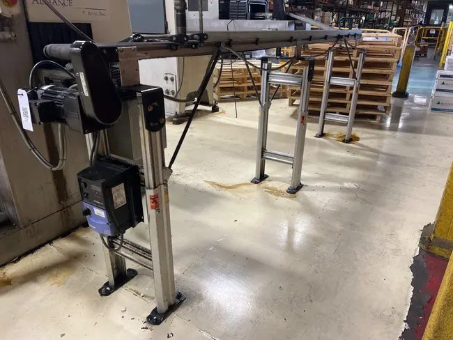 ADJUSTABLE POWER BELT CONVEYOR - undefined