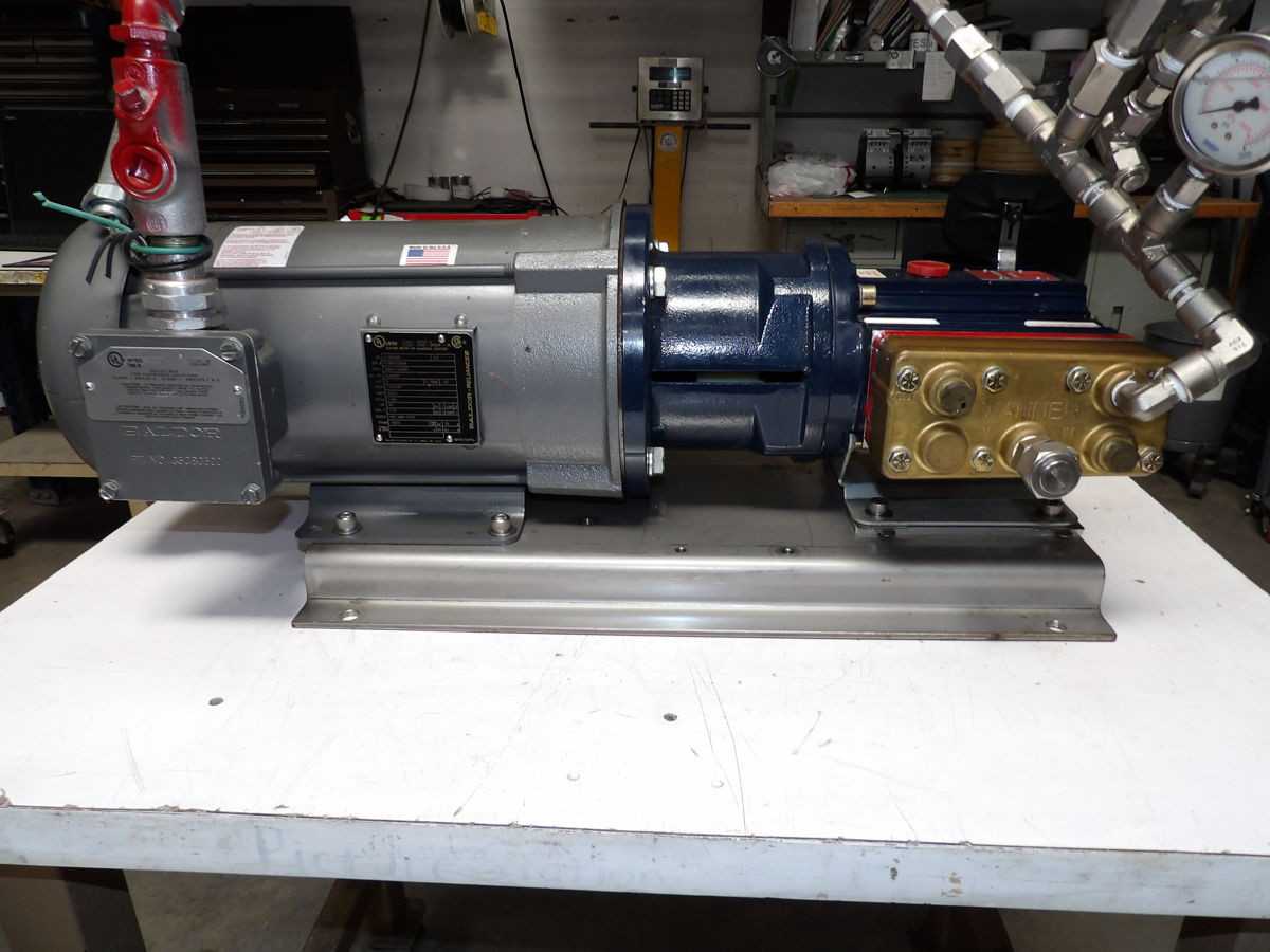 ALPHA OMEGA A7010B ELDV-10 A90, REFINERY GAS ANALYZER, SUB 2 MIN CYCLE, C1-C6+, FIXED GASES, 100-240 VAC - GAS ANALYZER