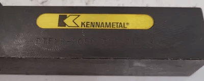 KENNAMETAL DTFNR-205D TOOLHOLDER, 1.25" SQUARE SHANK, 6" OAL, FOR TN-54 INSERTS - MACHINE TOOLING