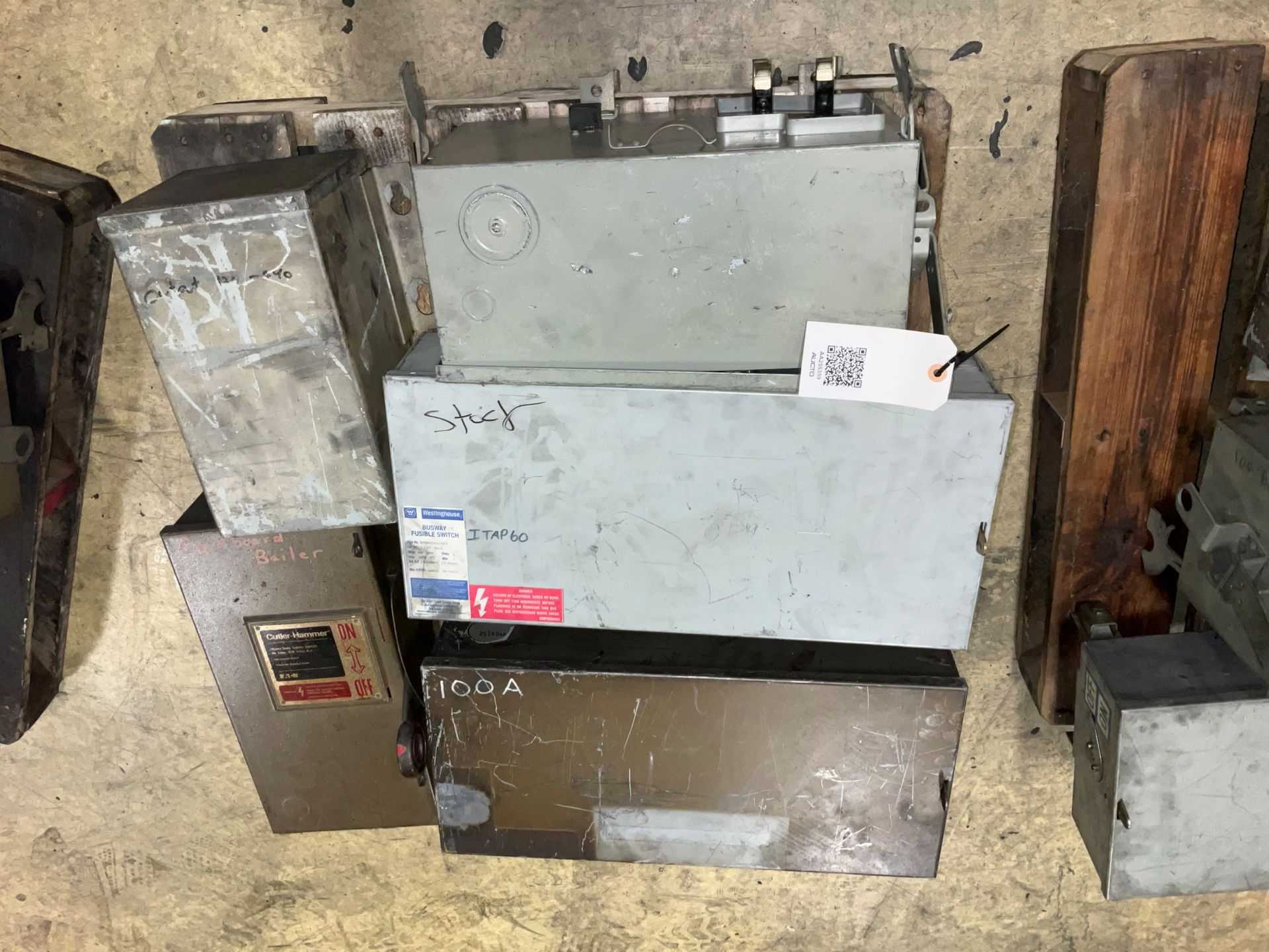 BULK QTY OF AUTOMATION & CONTROLS - AUTOMATION & CONTROLS