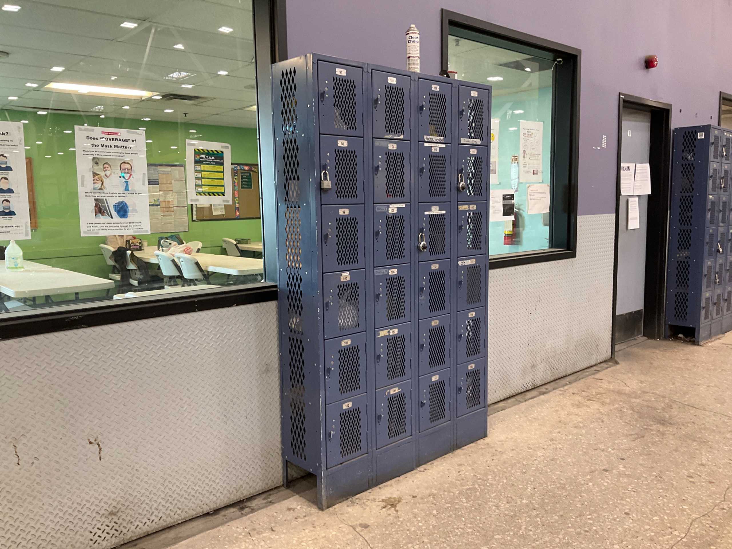 REPUBLIC STORAGE SYSTEMS CO. LOCKER CABINET - FREE STANDING STORAGE CABINET