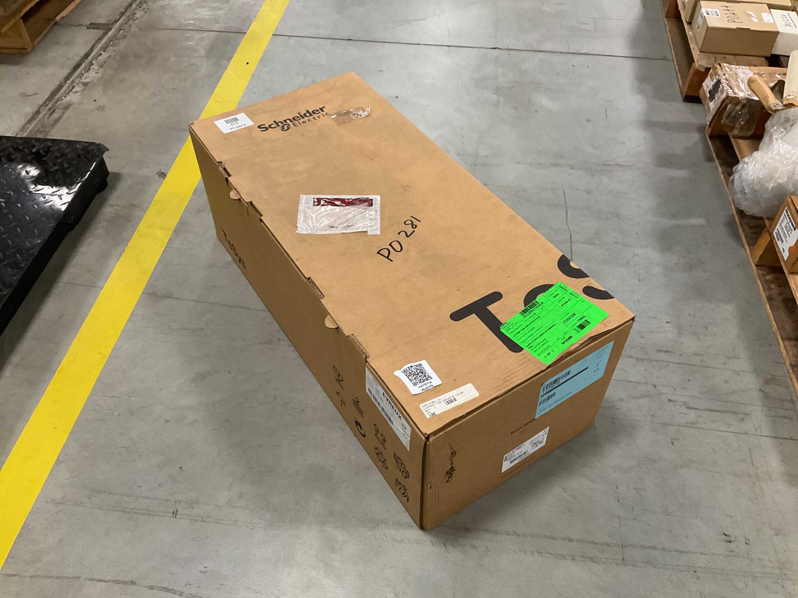 SCHNEIDER LC1 F780F7 CONTACTOR - AC CONTACTOR