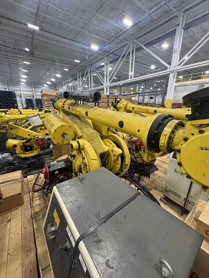 2014 FANUC M-900IA/400L ARTICULATED ROBOT, 400KG PAYLOAD, 3625MM REACH, R-30IA CONTROL - ARTICULATED ROBOTS