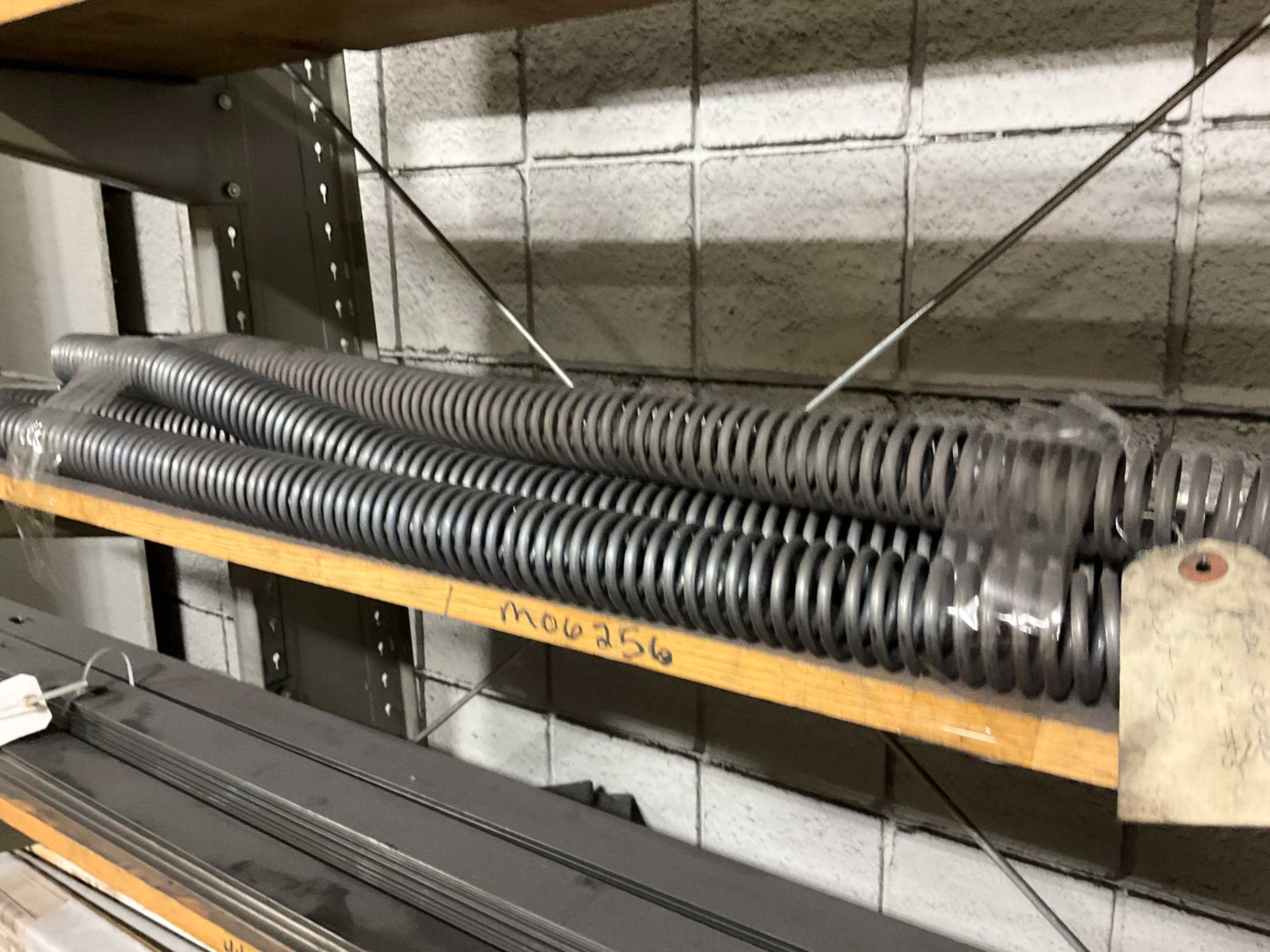 BULK QTY OF LINEAR BEARINGS - LINEAR BEARING