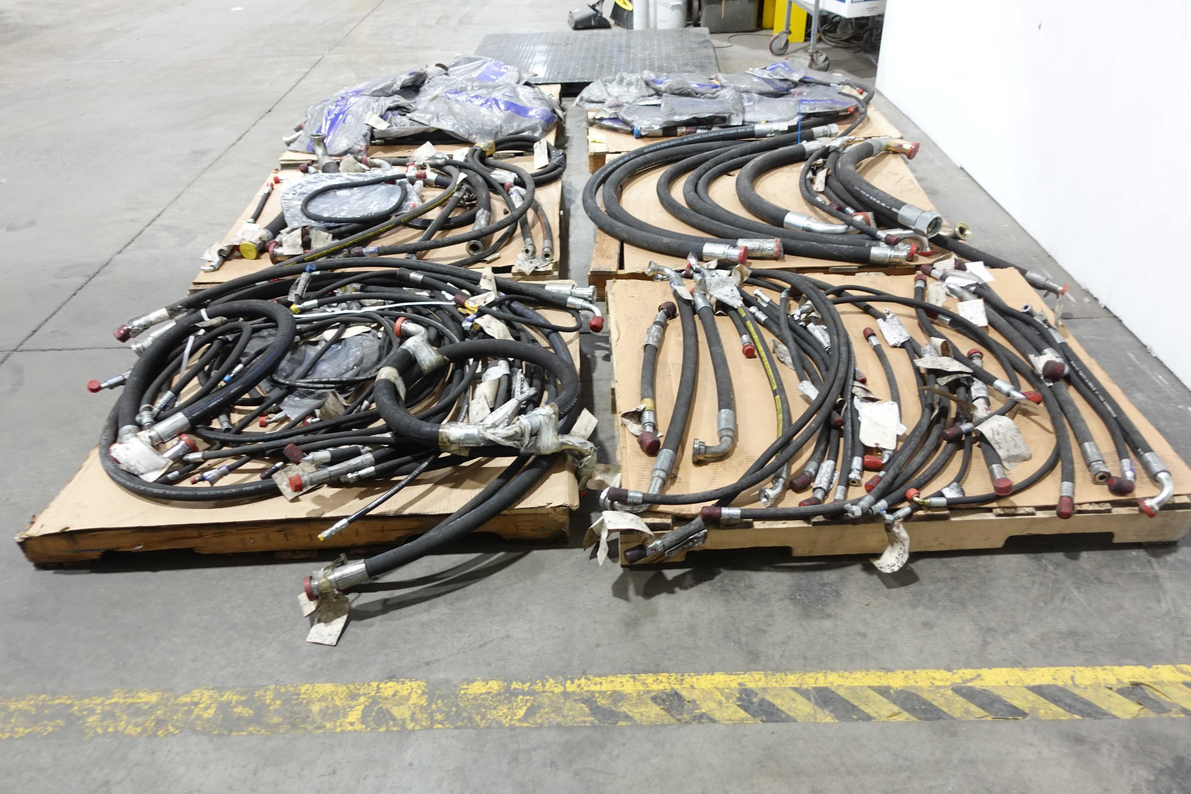 6 PALLETS OF ASSORTED HYDRAULIC HOSES, VOLVO, PARKER, HYDROSCAND - HYDRAULIC HOSE