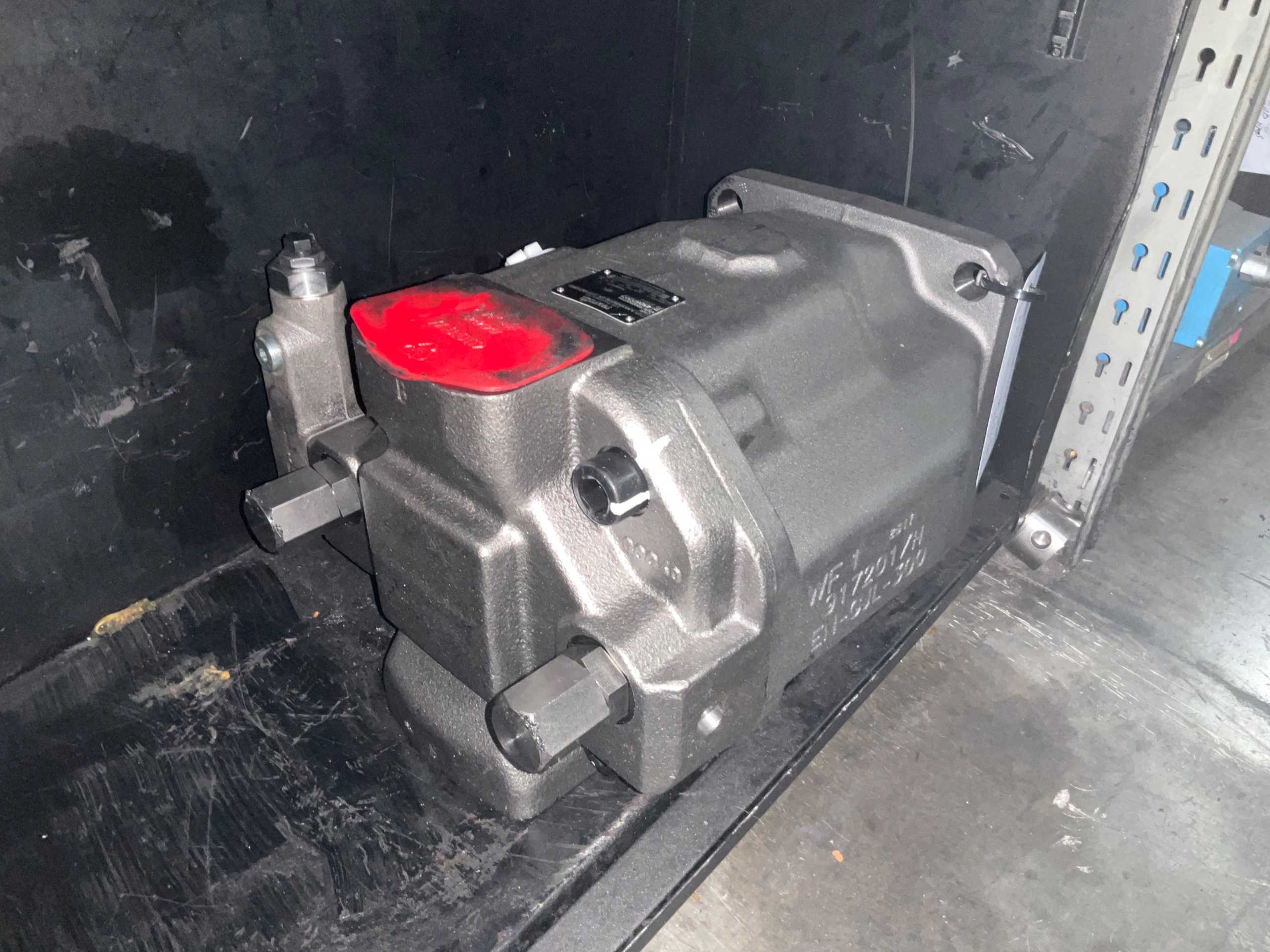 REXROTH AAA10VSO140DR/31R-VKD62N00 HYDRAULIC PUMP - HYDRAULIC PUMP