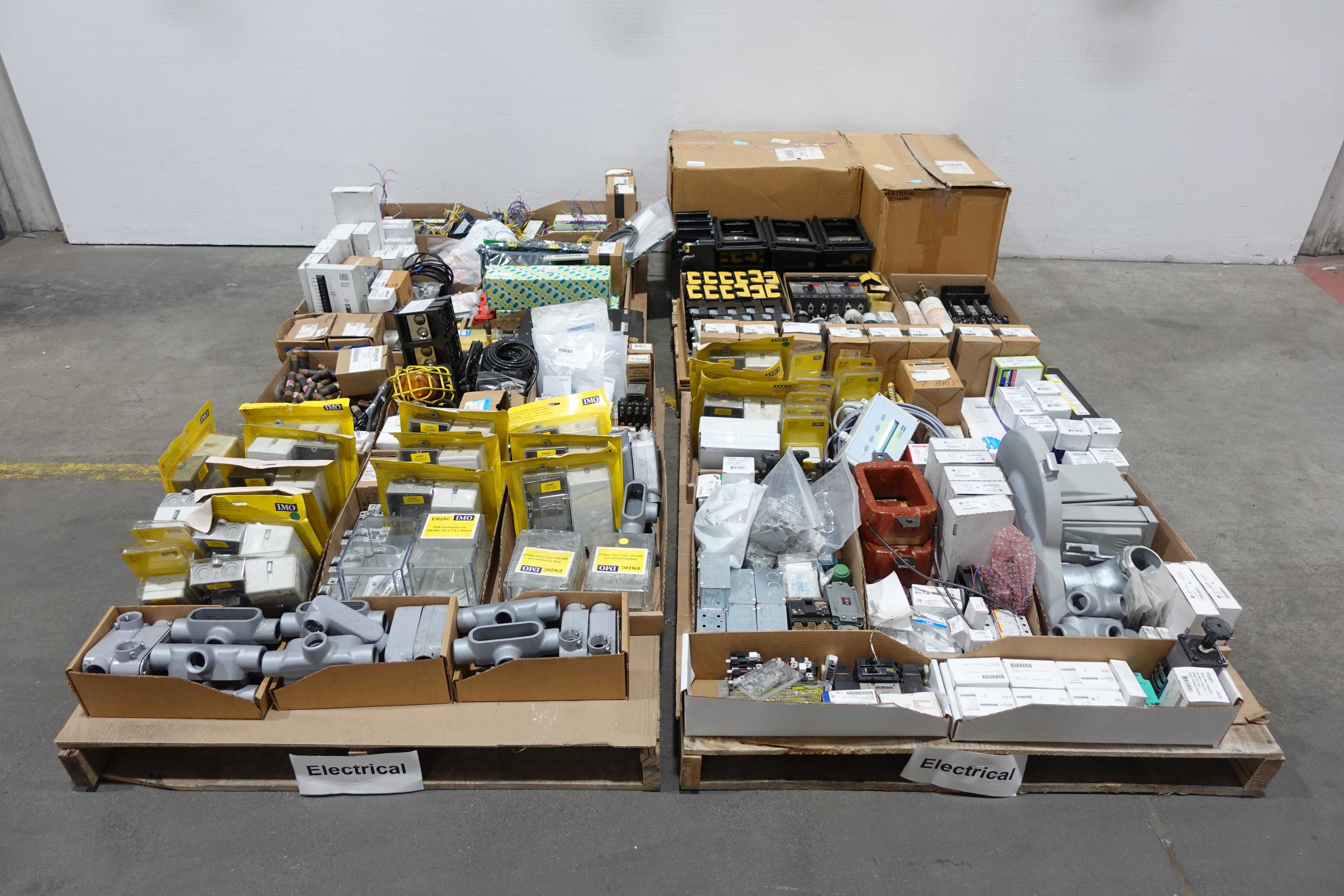SKU 1734441 - 4 PALLETS OF ASSORTED ELECTRICAL COMPONENTS - ELECTRICAL COMPONENTS
