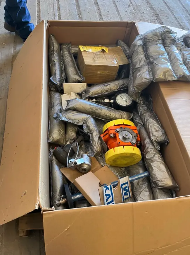 BULK LOT OF INDUSTRIAL PARTS - undefined