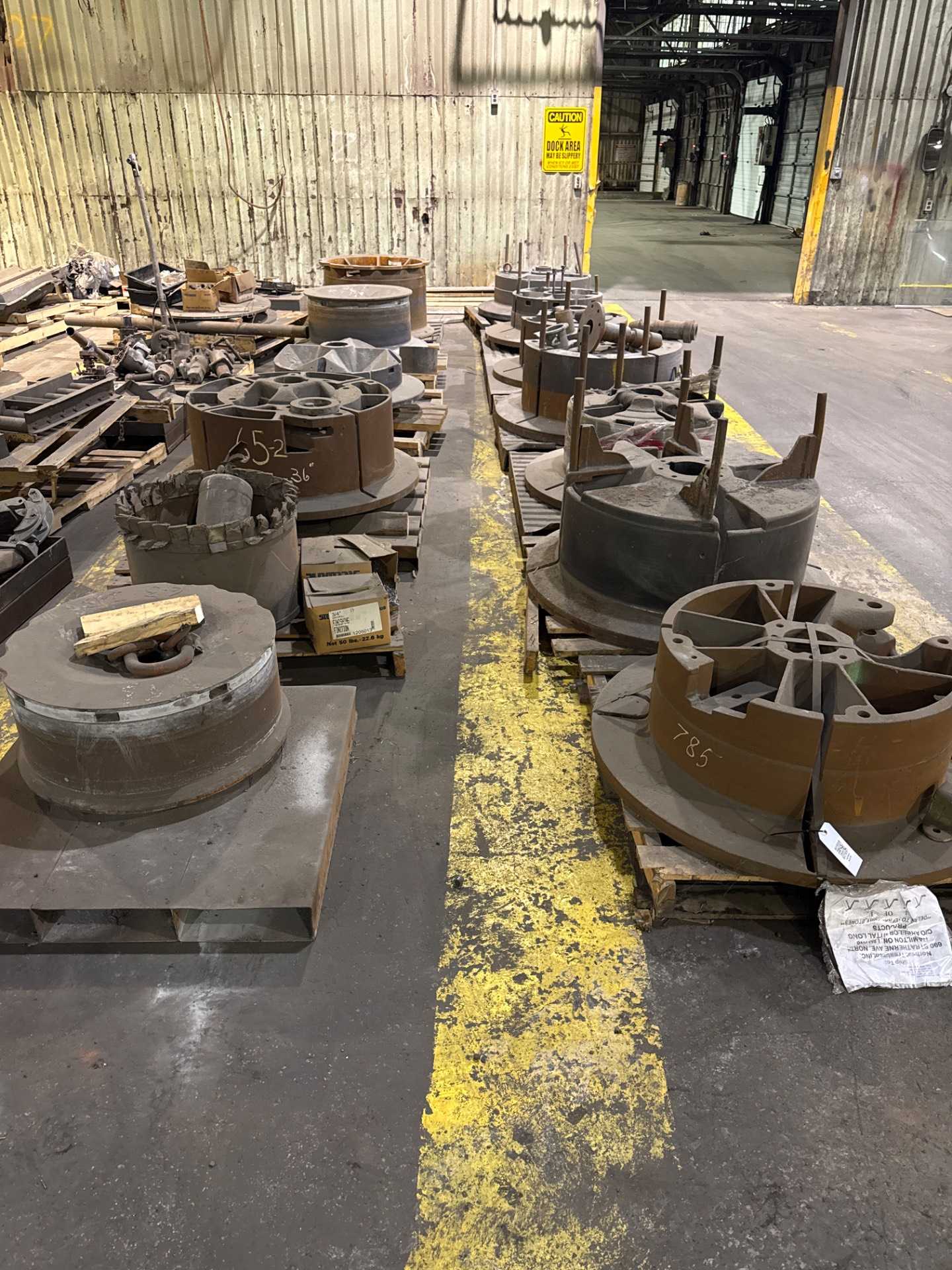 BULK QTY OF INDUSTRIAL PARTS - INDUSTRIAL PARTS