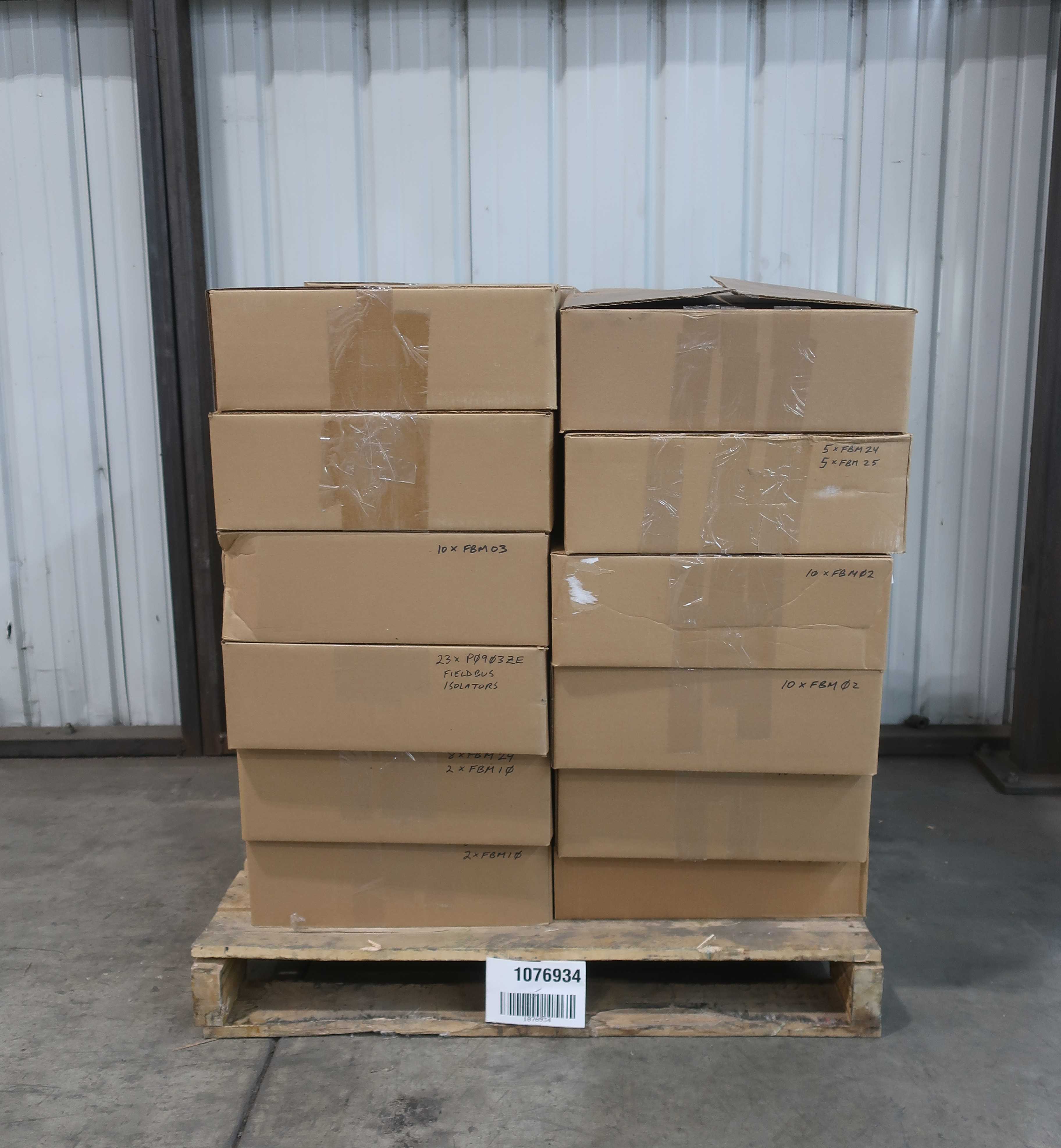 PALLET OF FOXBORO I/A SERIES INPUT MODULES - INPUT MODULES