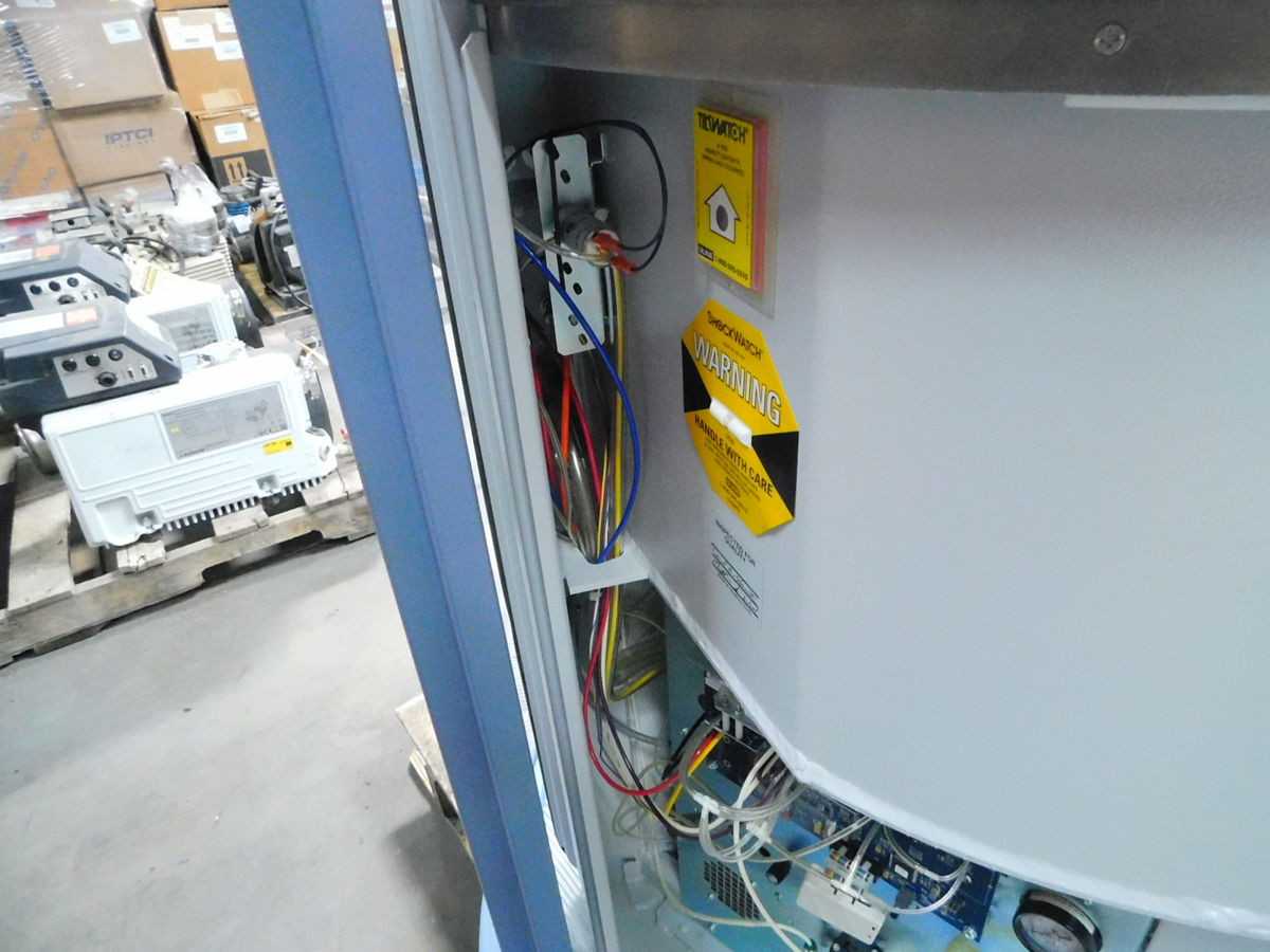 MEDGRAPHICS ELITE DX, MEDICAL EQUIPMENT, WHOLE-BODY PLETHYSMOGRAPH, 120 VAC 1 PHASE POWER - INSPECTION & MEASUREMENT
