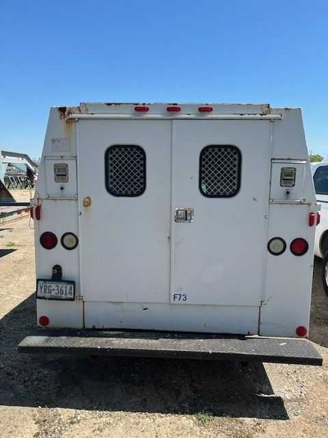 2005 FORD E-350 CARGO VAN - UTILITY VEHICLES