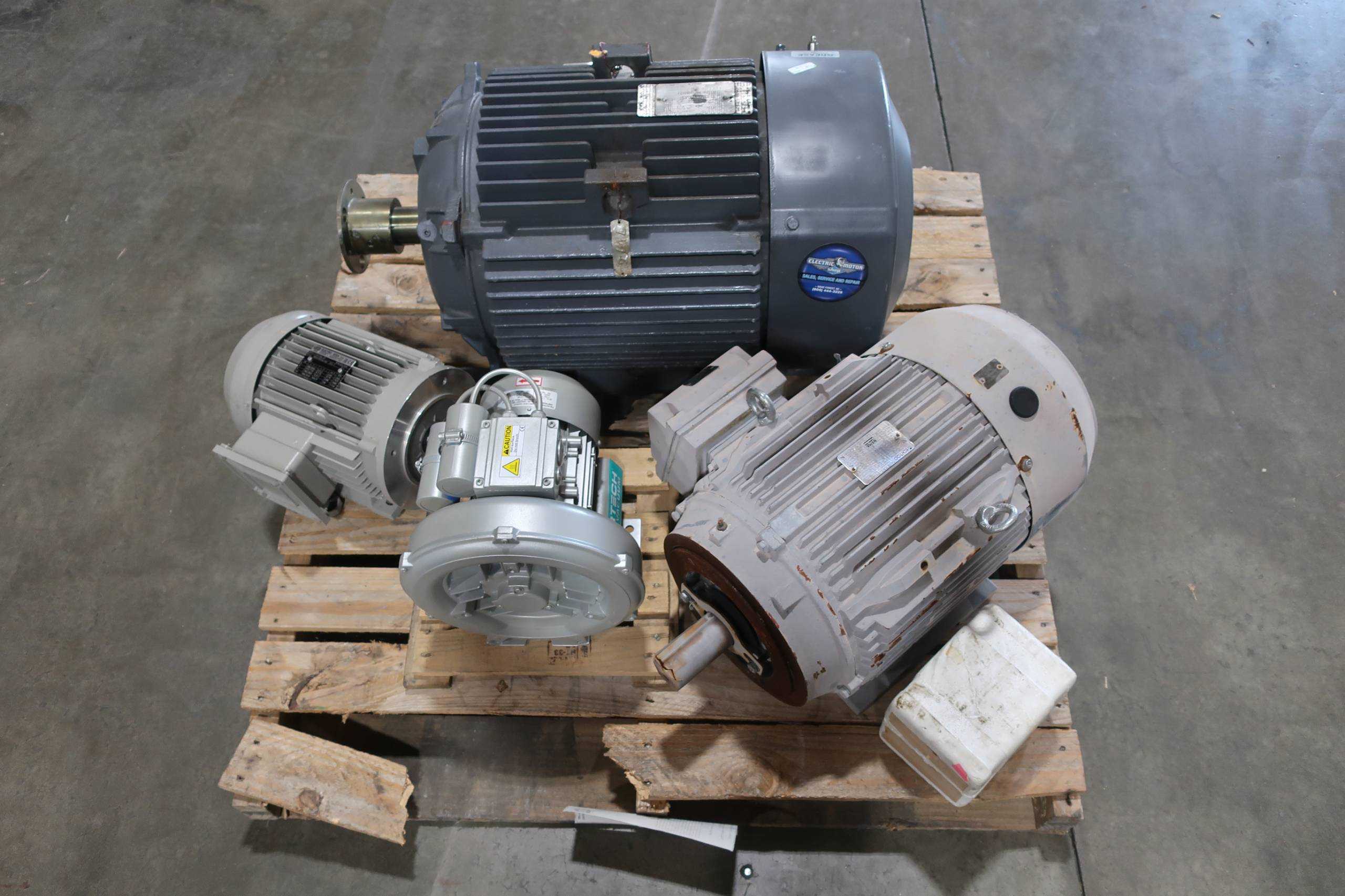PALLET OF ASSORTED MOTORS - AC MOTOR