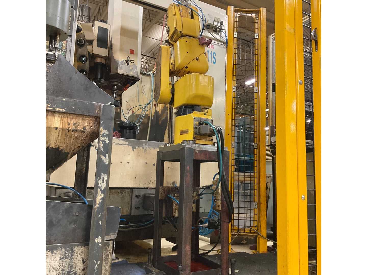 2003 FANUC LR MATE ROBOT & CONTROLLER ASSEMBLY - ARTICULATED ROBOTS