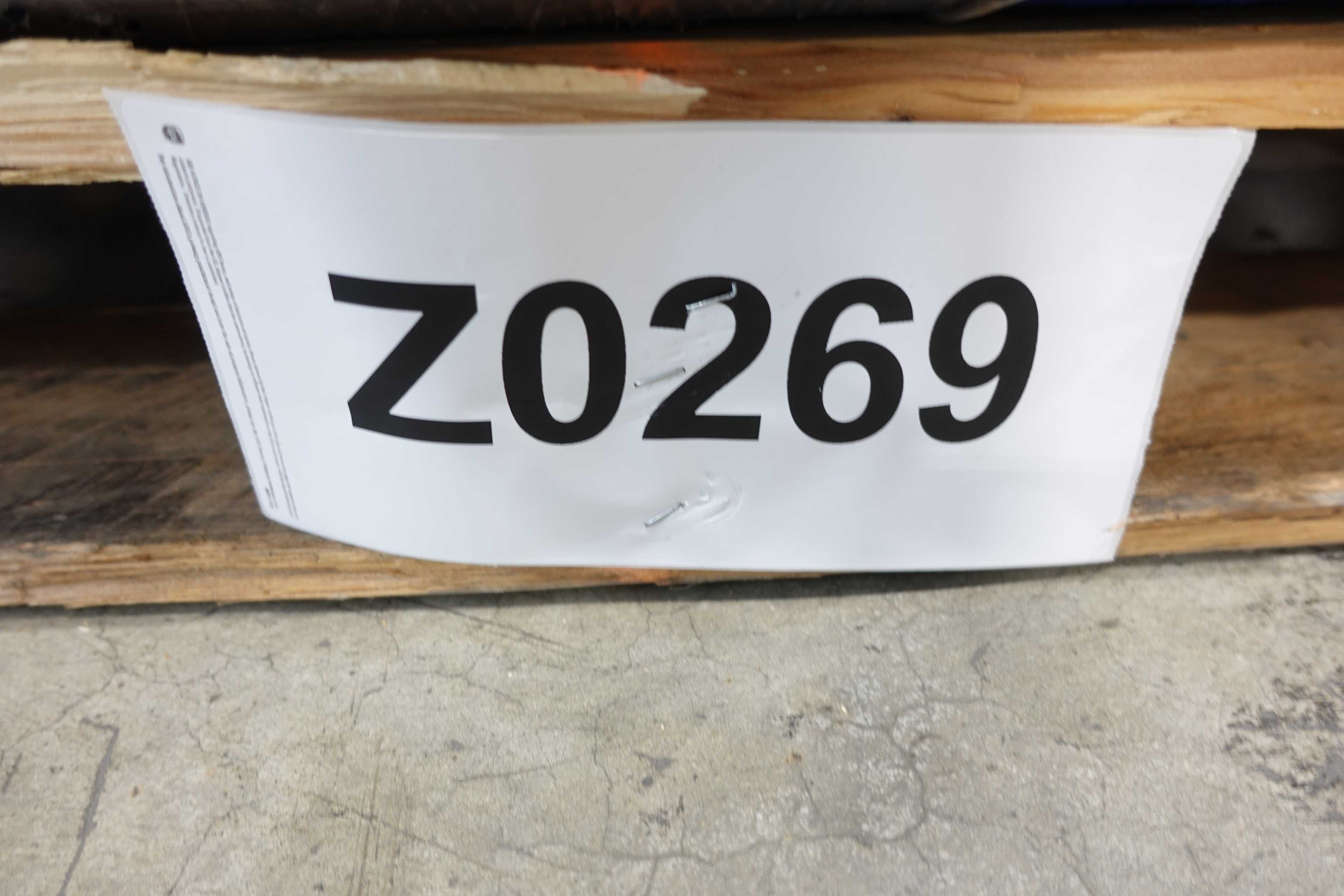 3 PALLETS OF ASSORTED PLASTIC CONVEYOR CHAIN - CONVEYOR PARTS
