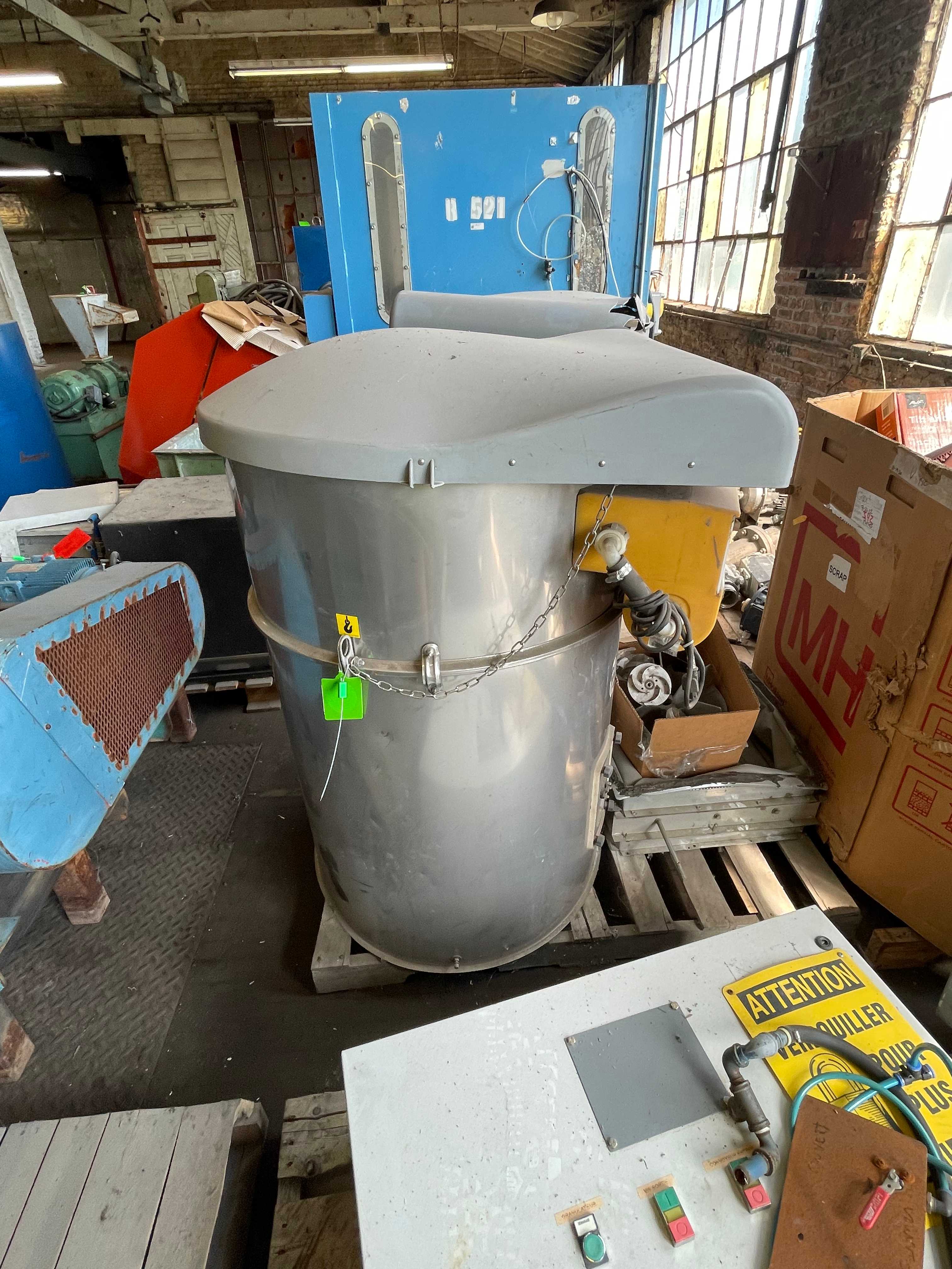 BULK QTY OF DUST COLLECTORS - DUST COLLECTOR