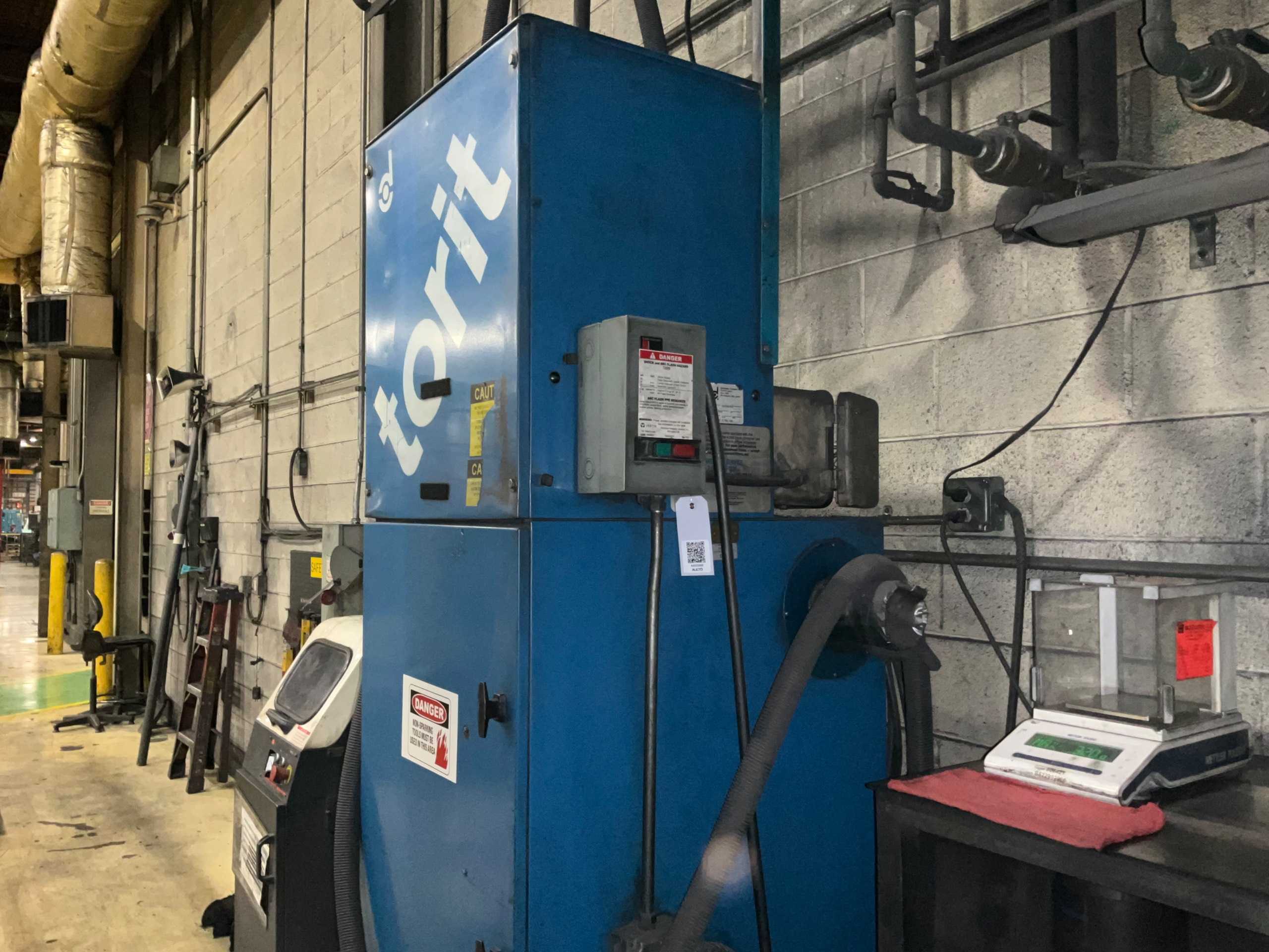 DONALDSON VS 1200 DUST COLLECTOR - DUST COLLECTOR