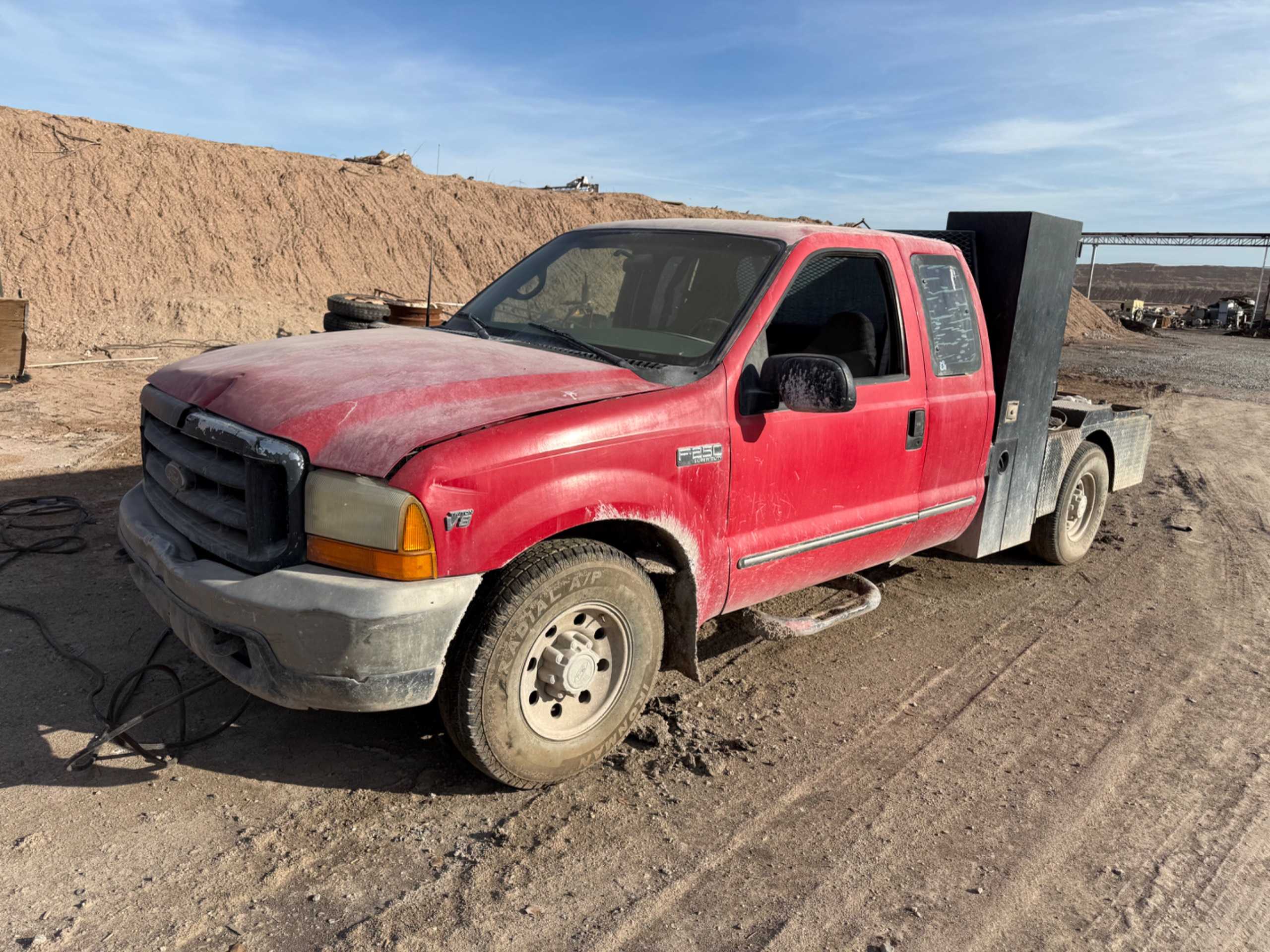 1999 FORD F-250 SUPER DUTY PICKUP TRUCK - PICKUP TRUCKS
