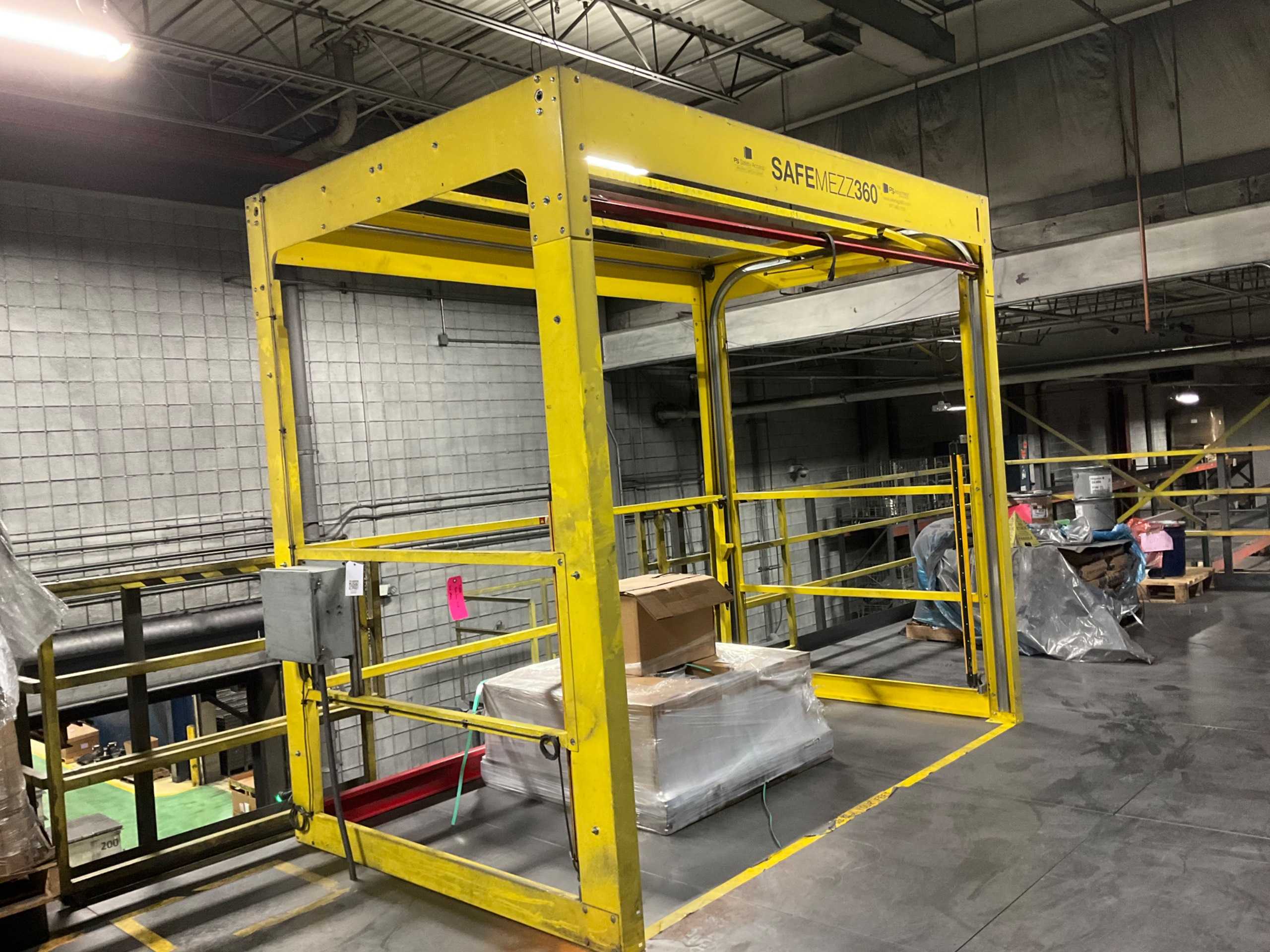 PS INDUSTRIES SAFEMEZZ360 SAFETY GATE SYSTEM - SAFETY EQUIPMENT