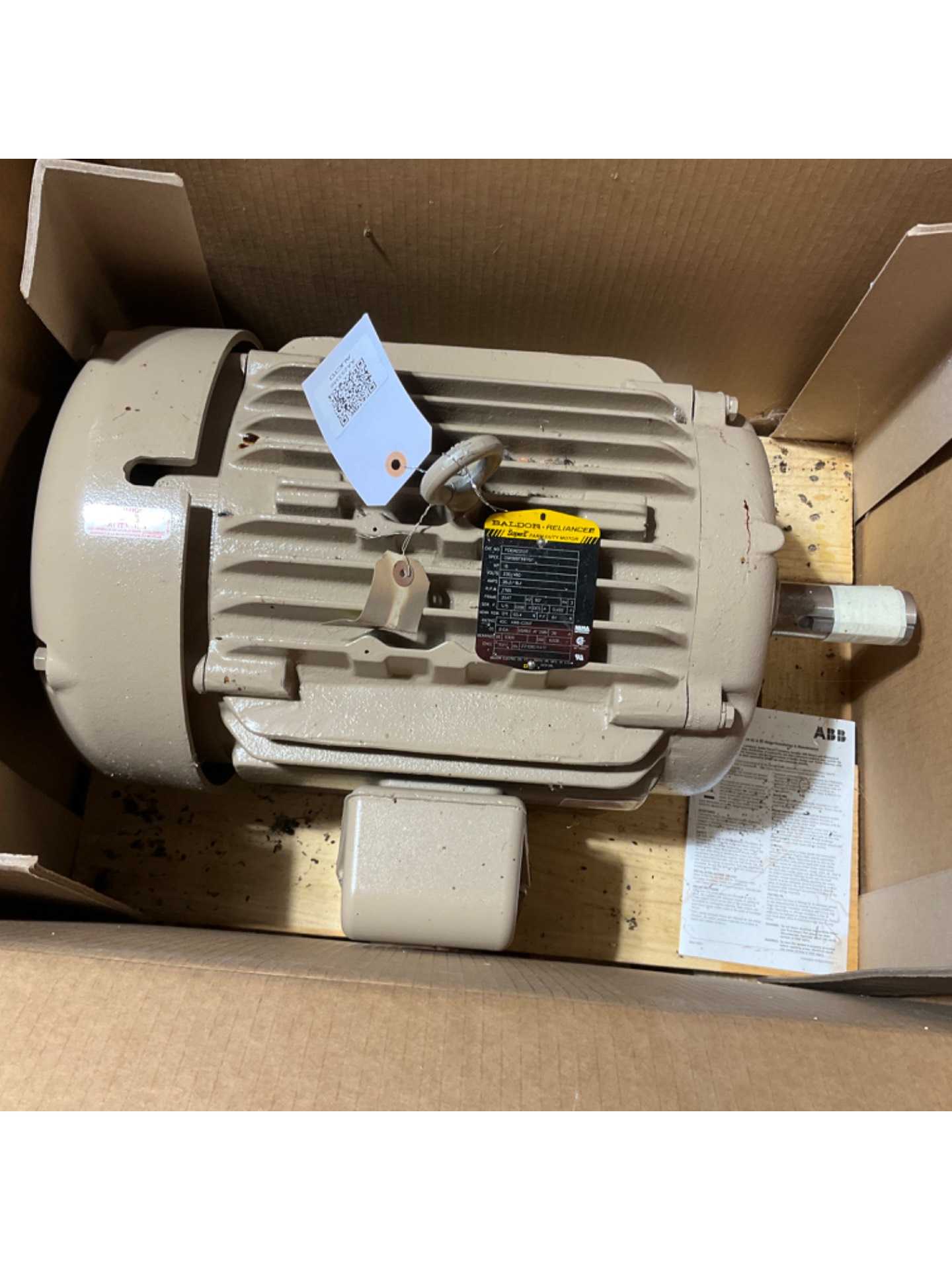 QTY 2: AC MOTOR - AC MOTOR