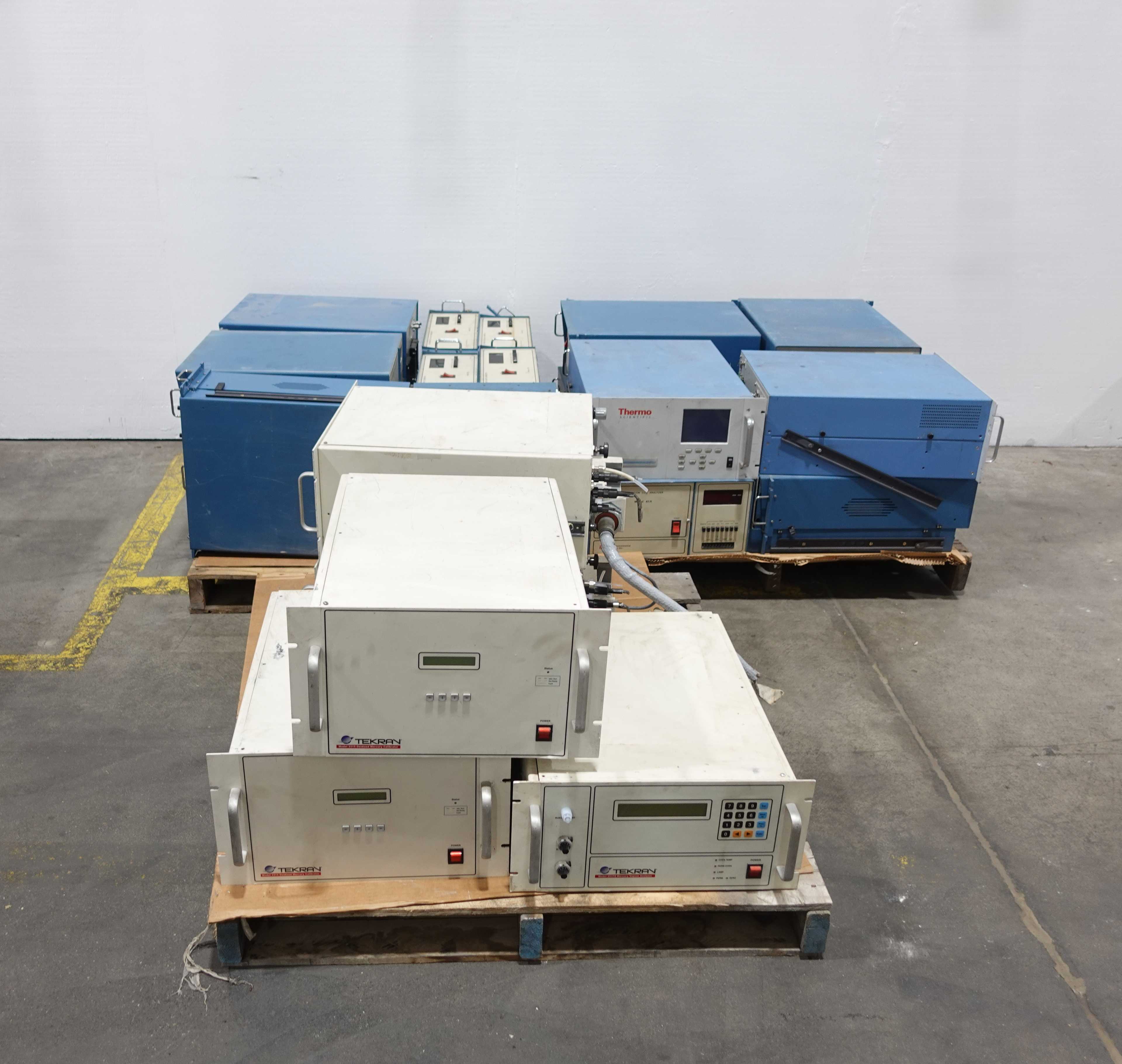 3 PALLETS OF ASSORTED ANALYZERS - GAS ANALYZER