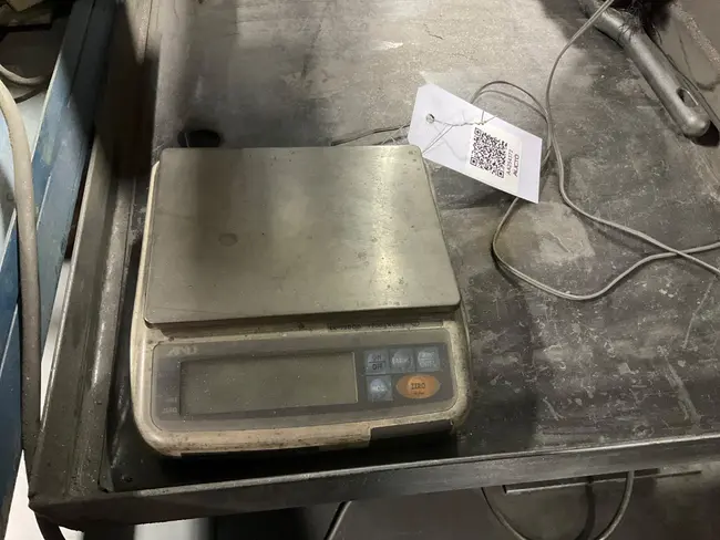 A&D EK-1200G BENCH SCALE - undefined