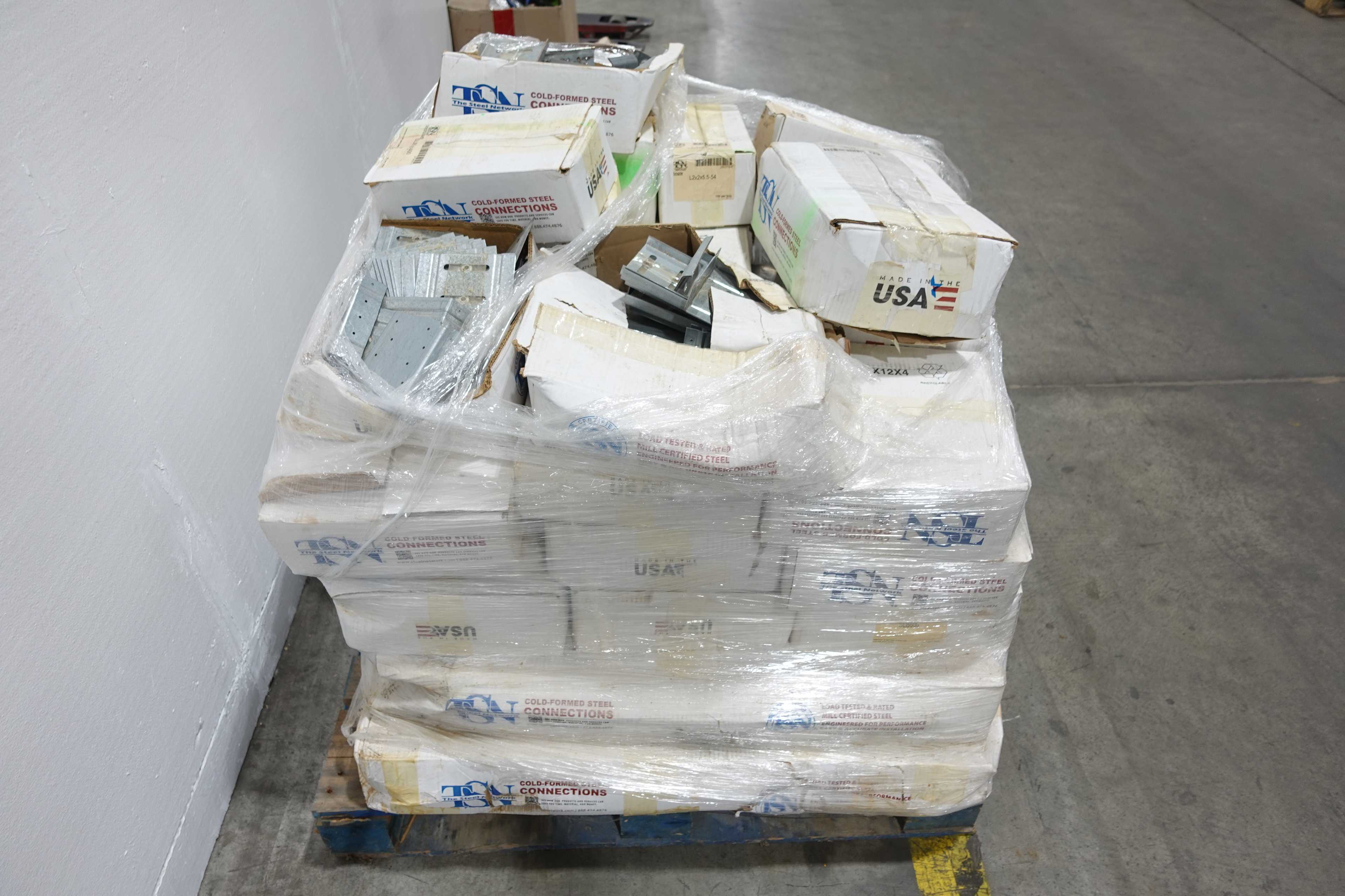 PALLET OF TSN COLD FORMED STEEL CONNECTIONS, L-3X5X12-97MIL, L2X2X5.5-54 - BRACKETS