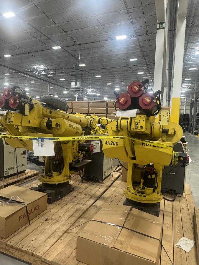 2014 FANUC M-900IA/400L ARTICULATED ROBOT, 400KG PAYLOAD, 3625MM REACH, R-30IA CONTROL - ARTICULATED ROBOTS