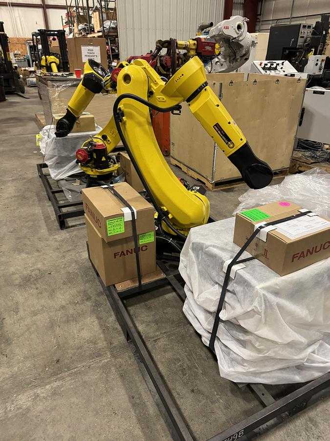 2021 FANUC ARC MATE 120ID ARTICULATED ROBOT, 25KG PAYLOAD, 1831MM REACH, R-30IB PLUS CONTROL - ARTICULATED ROBOTS