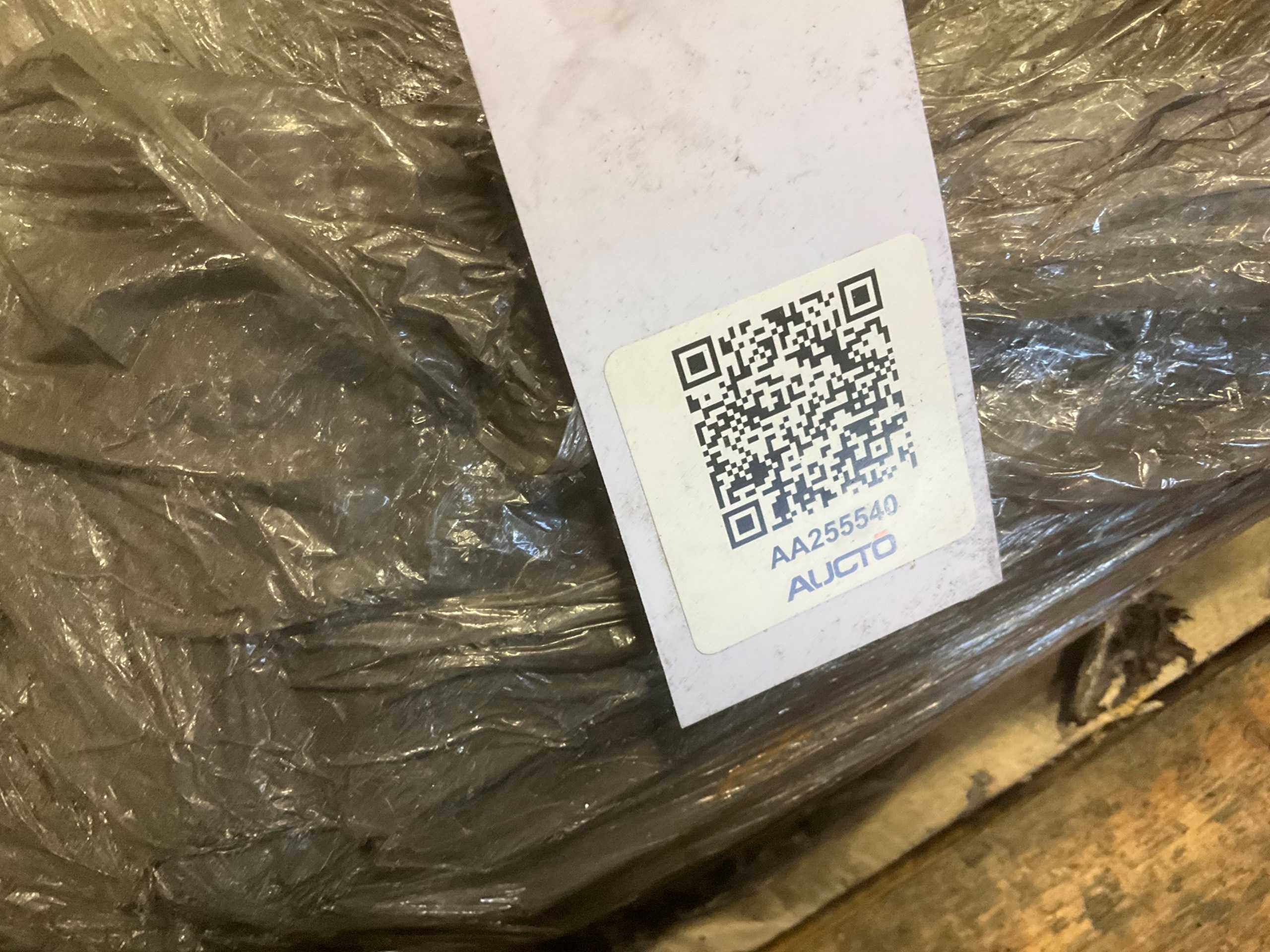 BULK QTY OF INDUSTRIAL PARTS - INDUSTRIAL PARTS