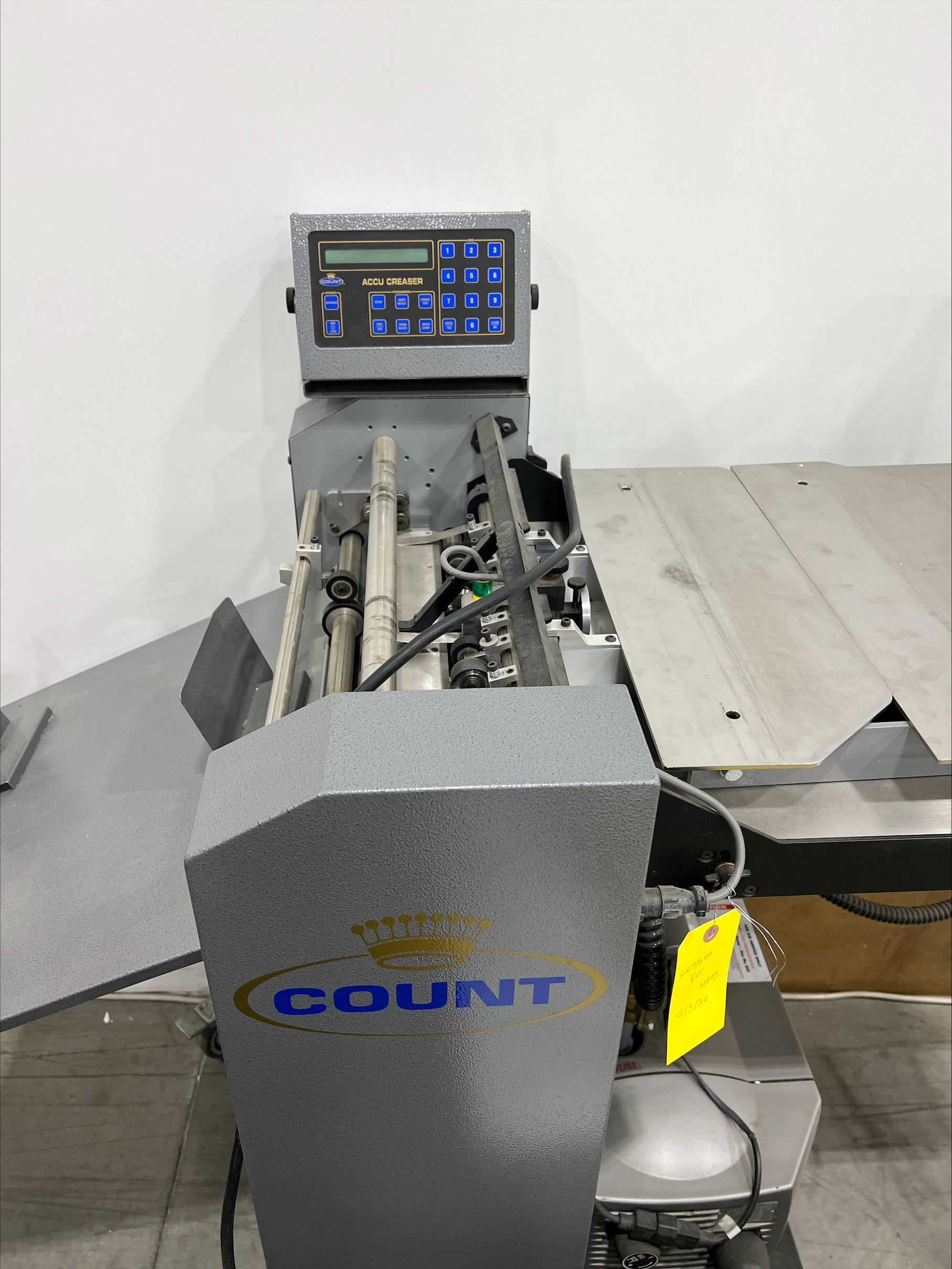 COUNT ACCUCREASER CREASING MACHINE - PULP & PAPER MACHINERY